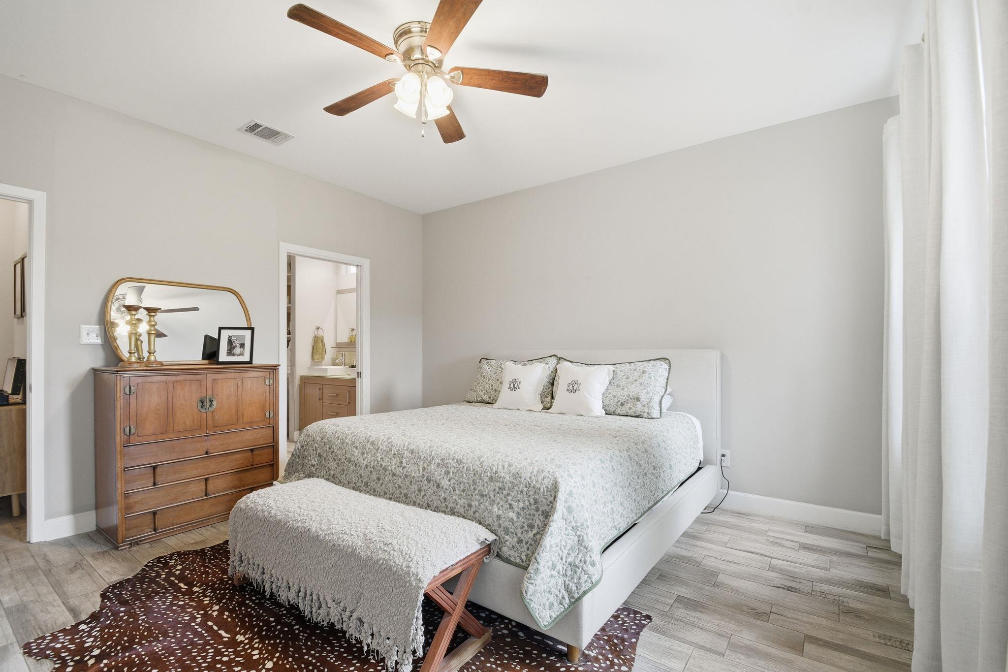 104 Kahalulu Dr, Bastrop, TX 78602