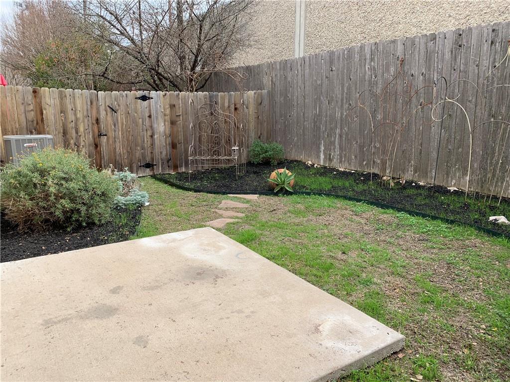 7708 San Felipe Blvd # 9, Austin, TX 78729