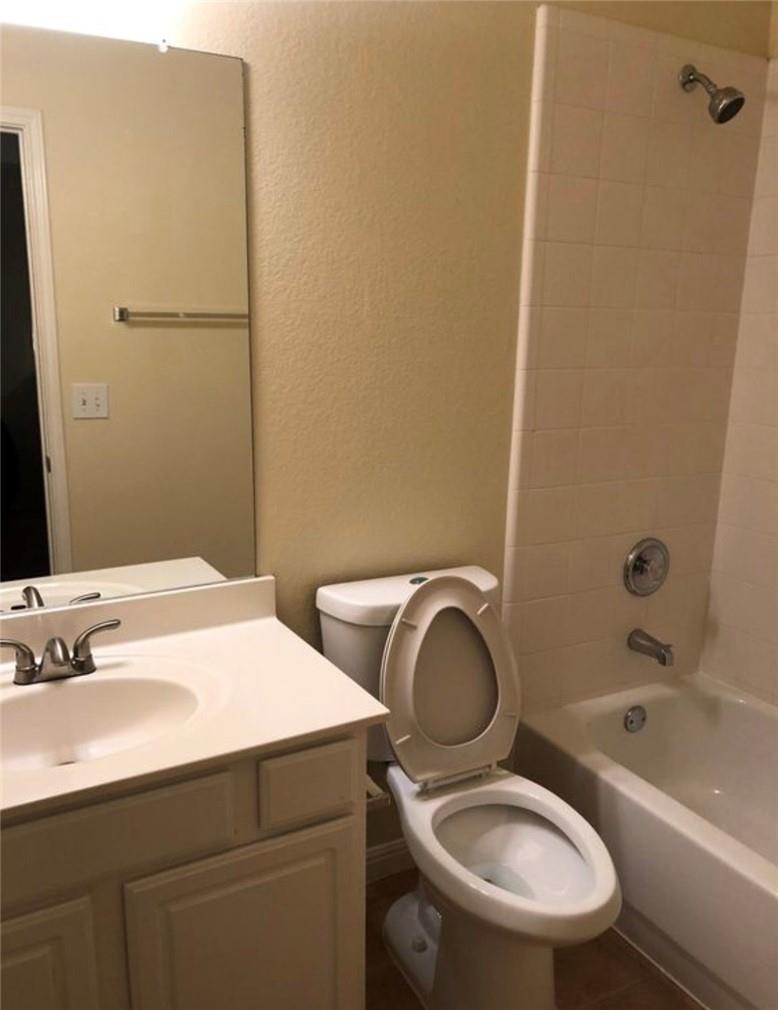 7708 San Felipe Blvd # 9, Austin, TX 78729