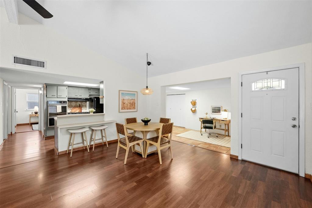 4610 S 1st St, Austin, TX 78745