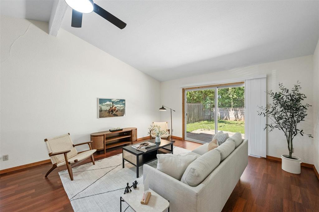 4610 S 1st St, Austin, TX 78745