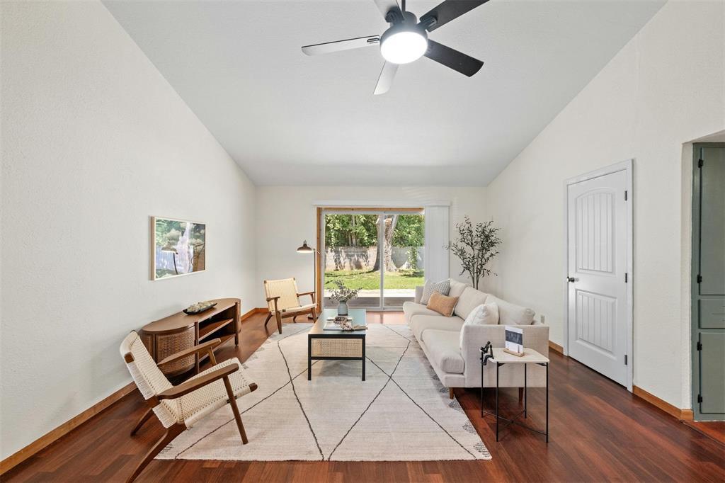 4610 S 1st St, Austin, TX 78745