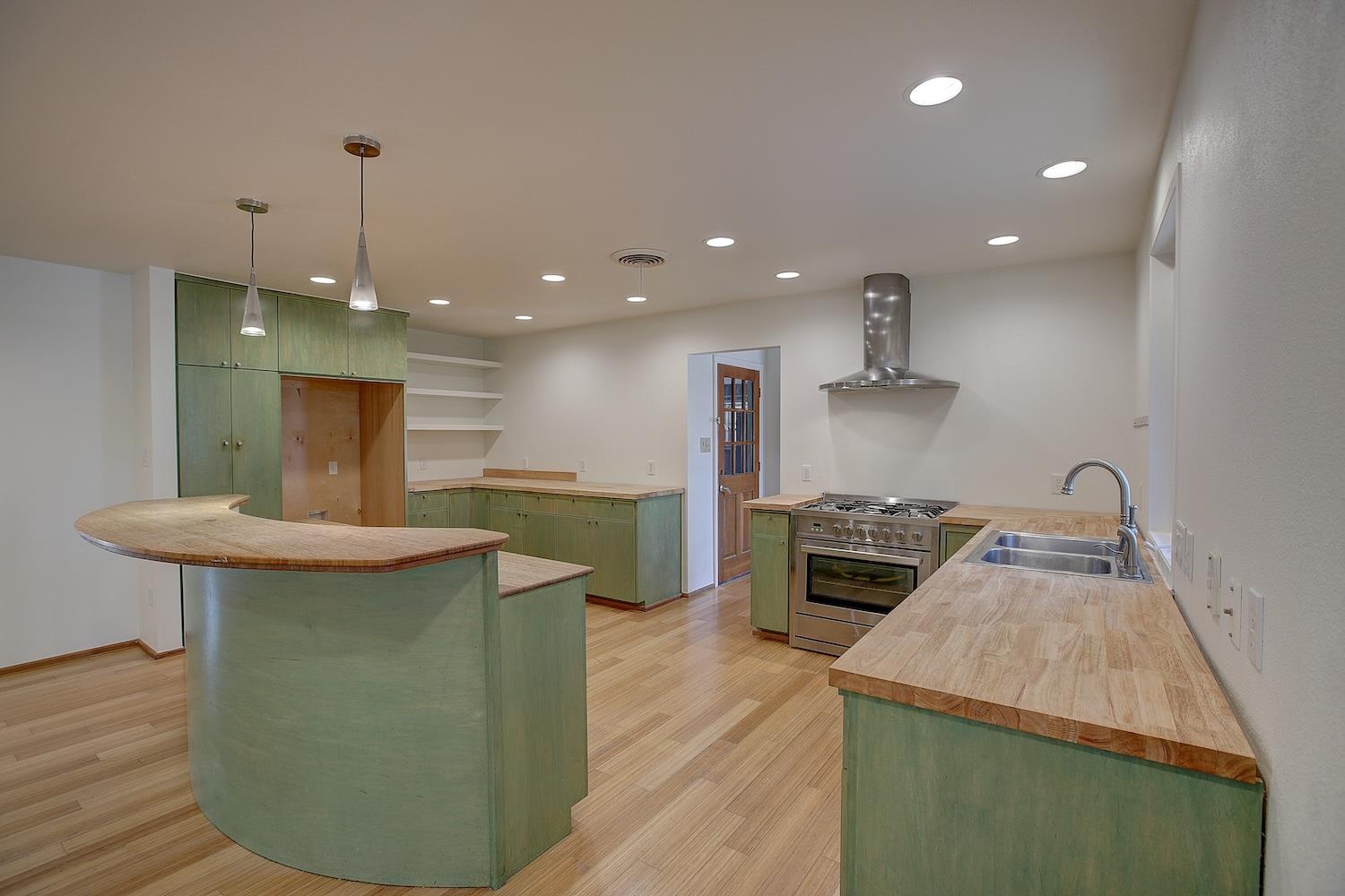 1607 S Elm St, Georgetown, TX 78626