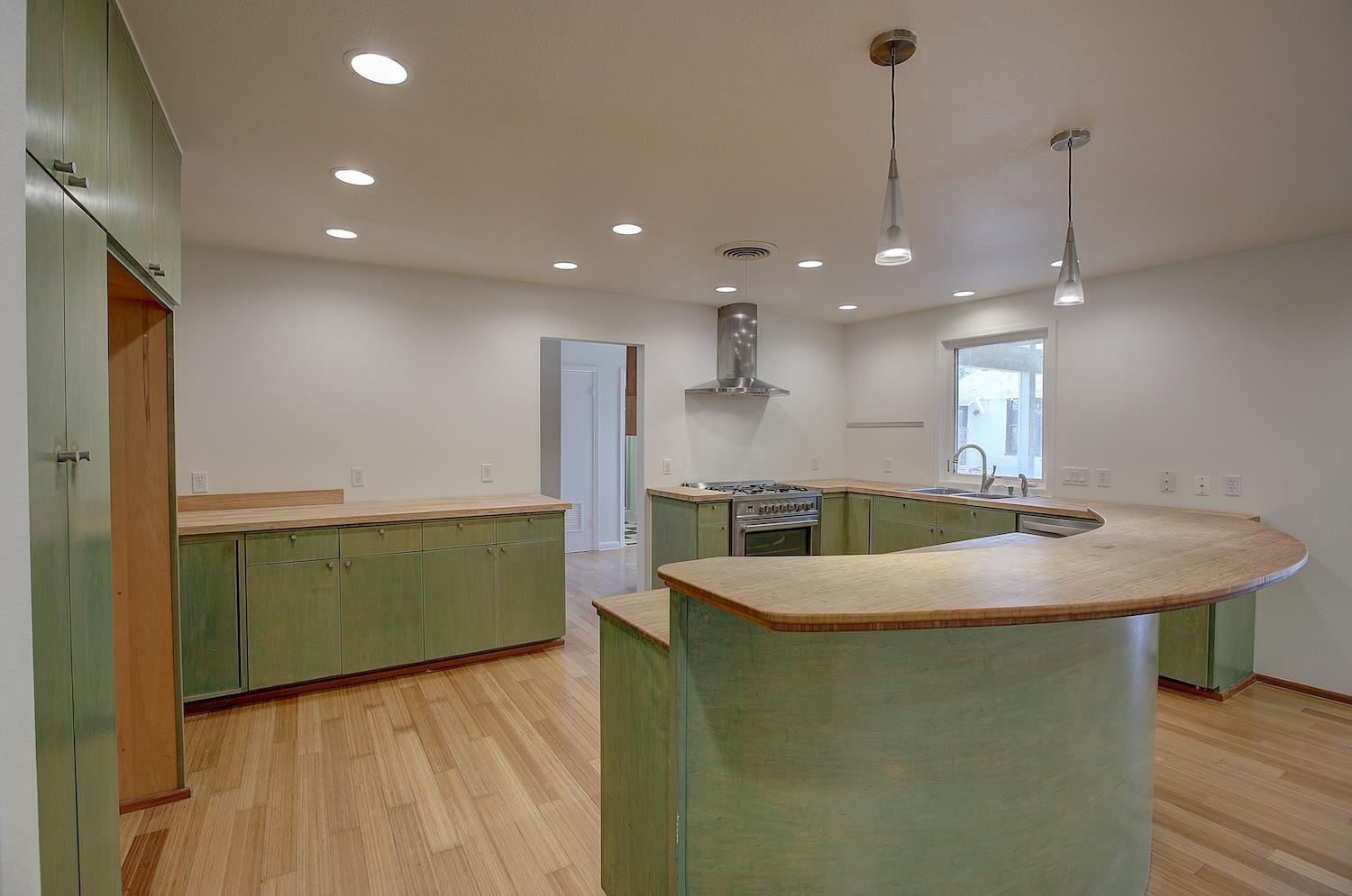 1607 S Elm St, Georgetown, TX 78626