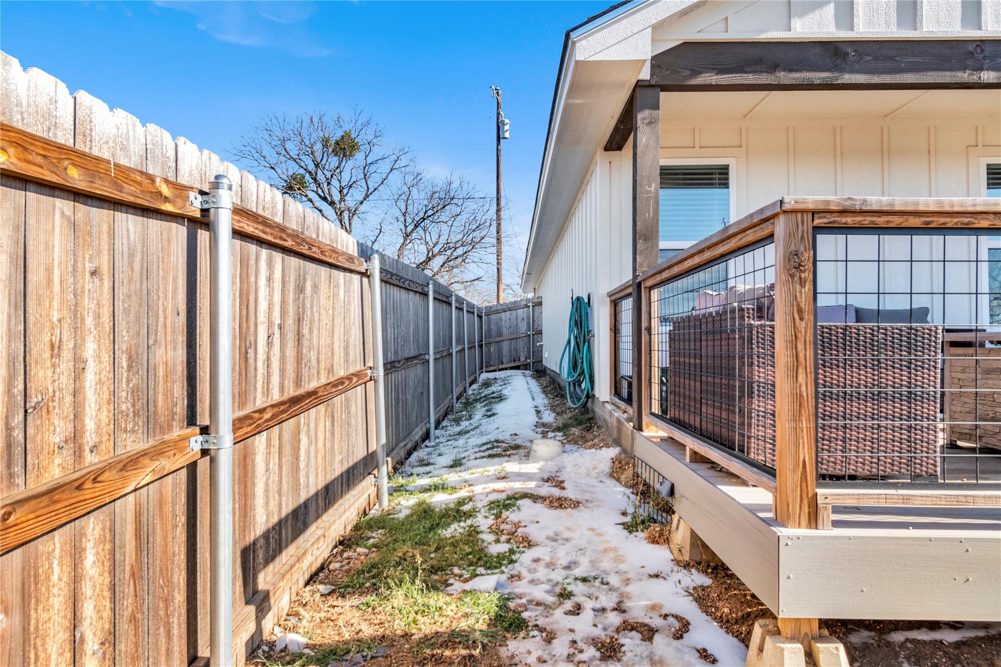 1706 Redwood Dr, Granite Shoals, TX 78654