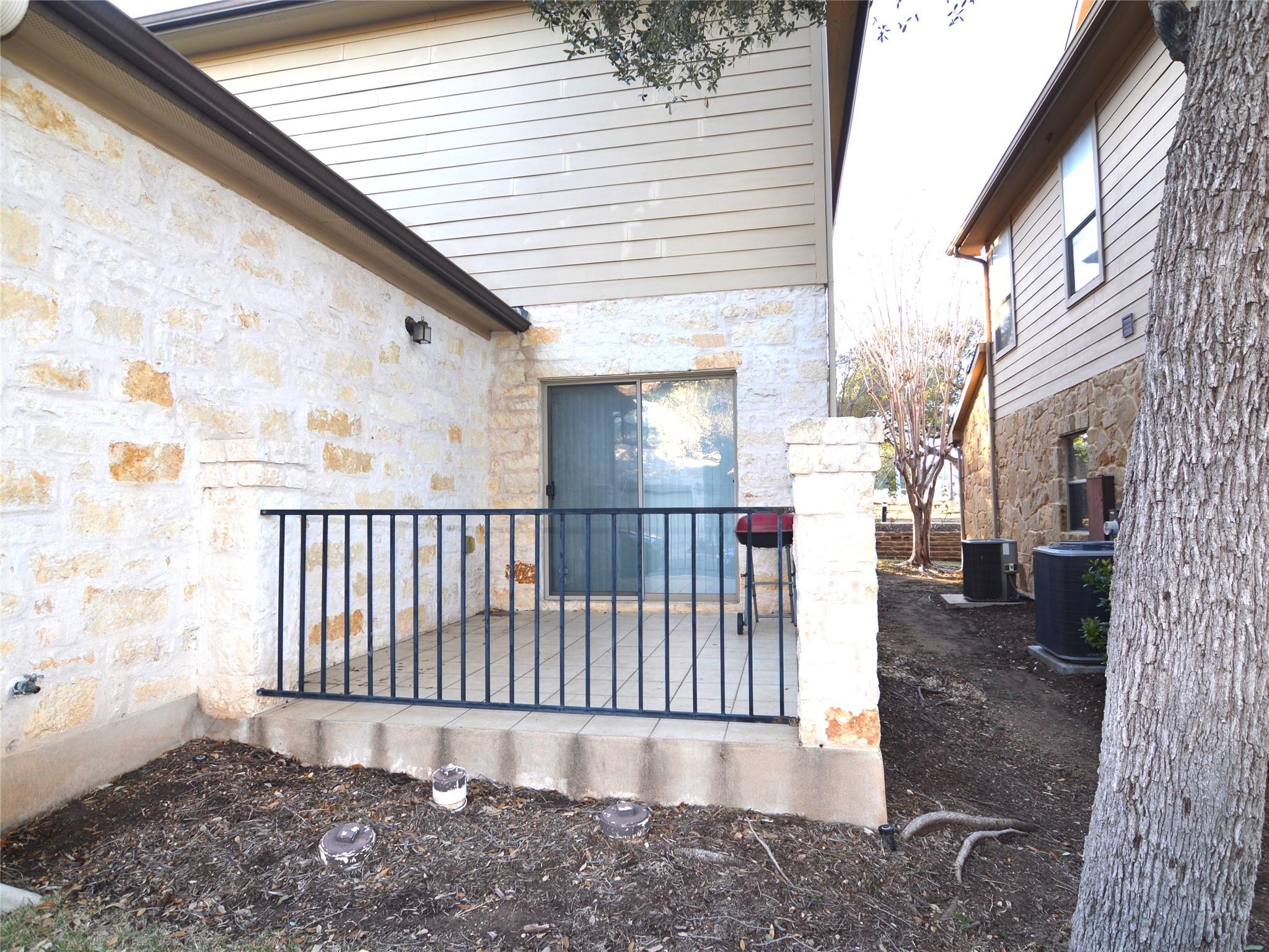 11400 W Parmer Ln # 15, Cedar Park, TX 78613