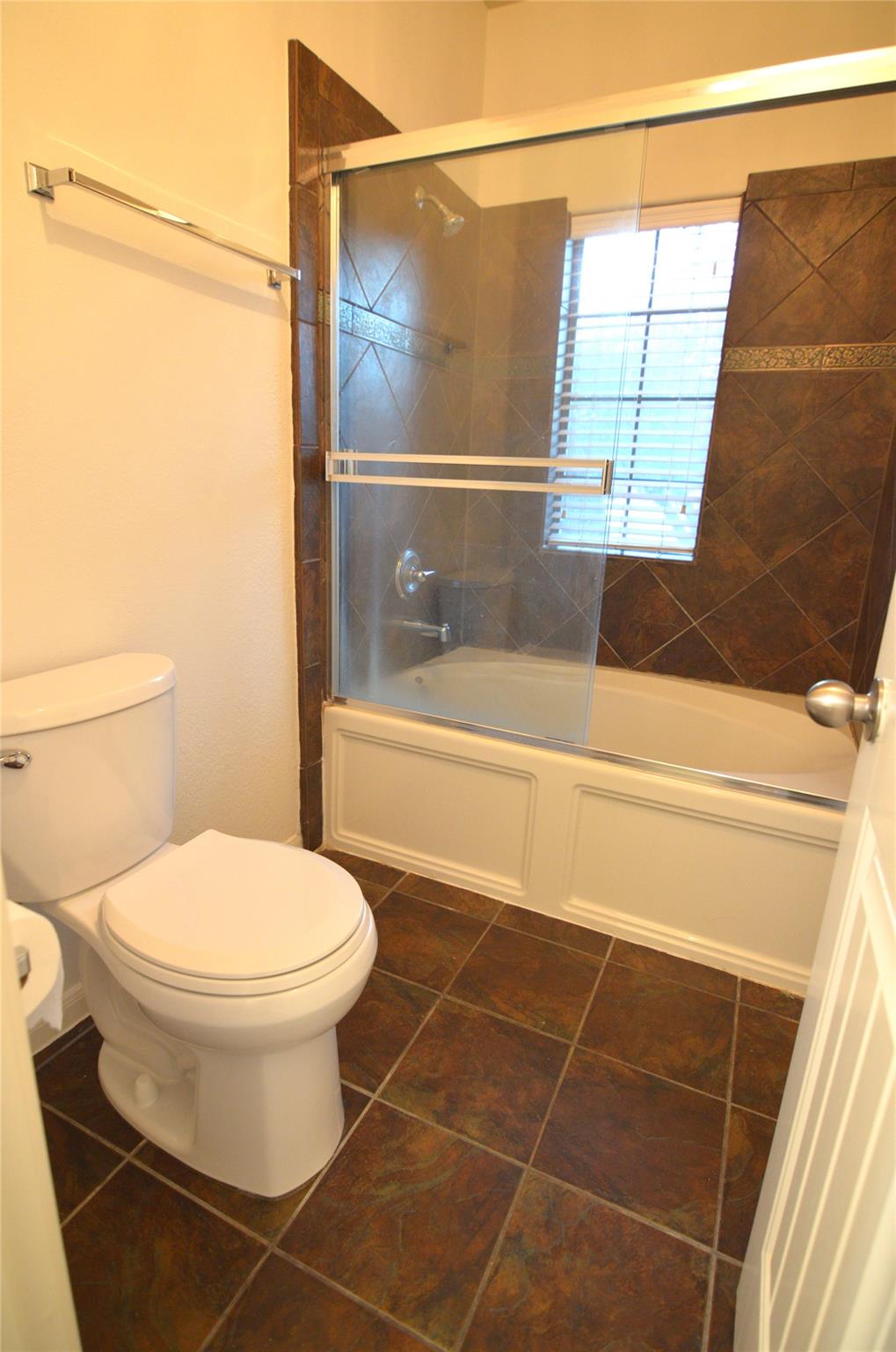 11400 W Parmer Ln # 15, Cedar Park, TX 78613