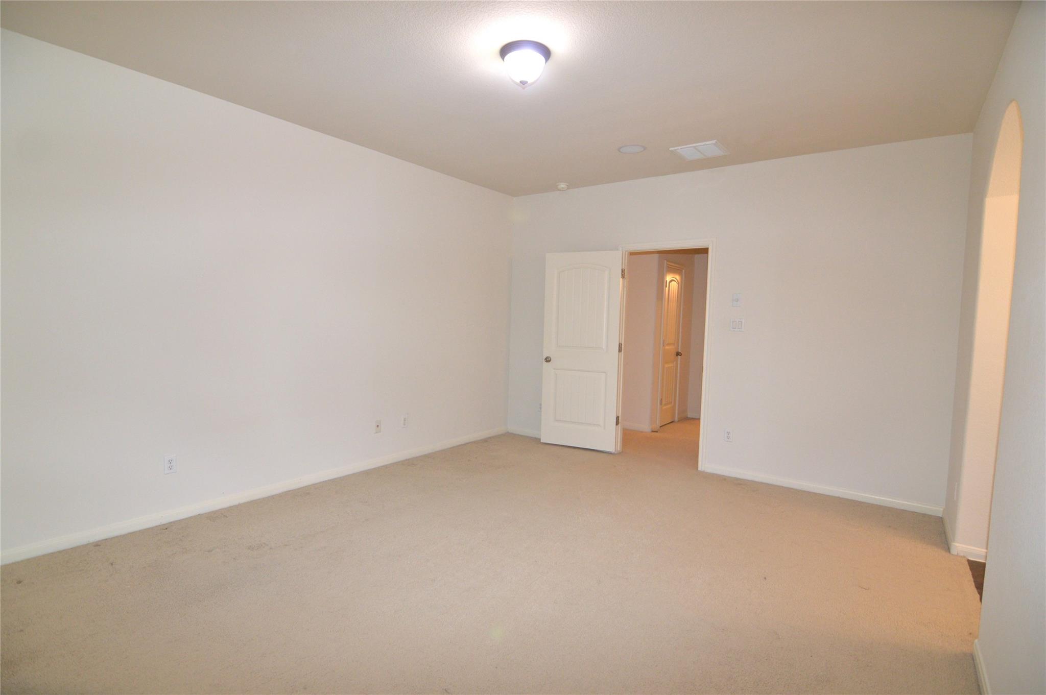 11400 W Parmer Ln # 15, Cedar Park, TX 78613