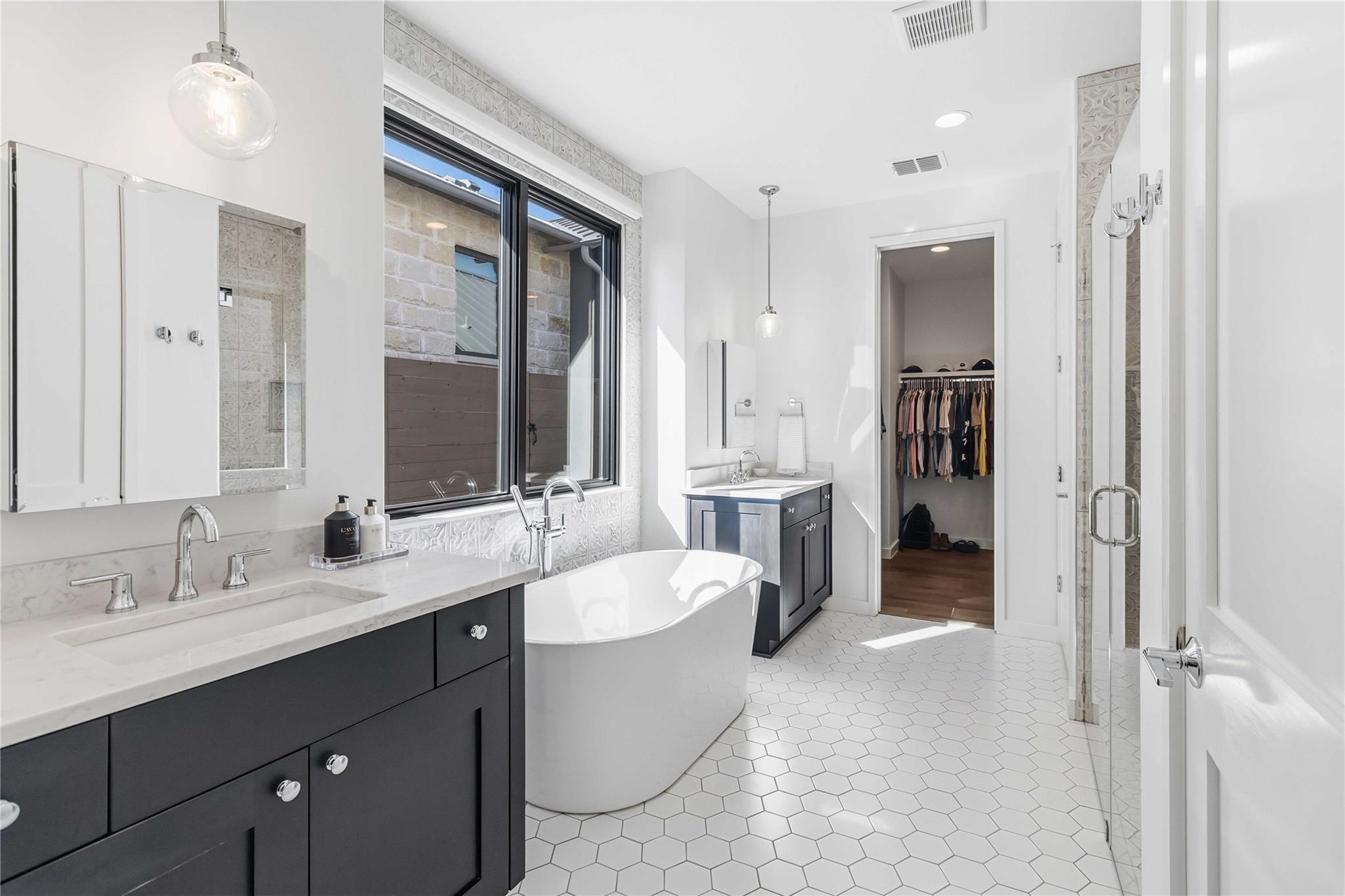 410 Kayak Way, Austin, TX 78738