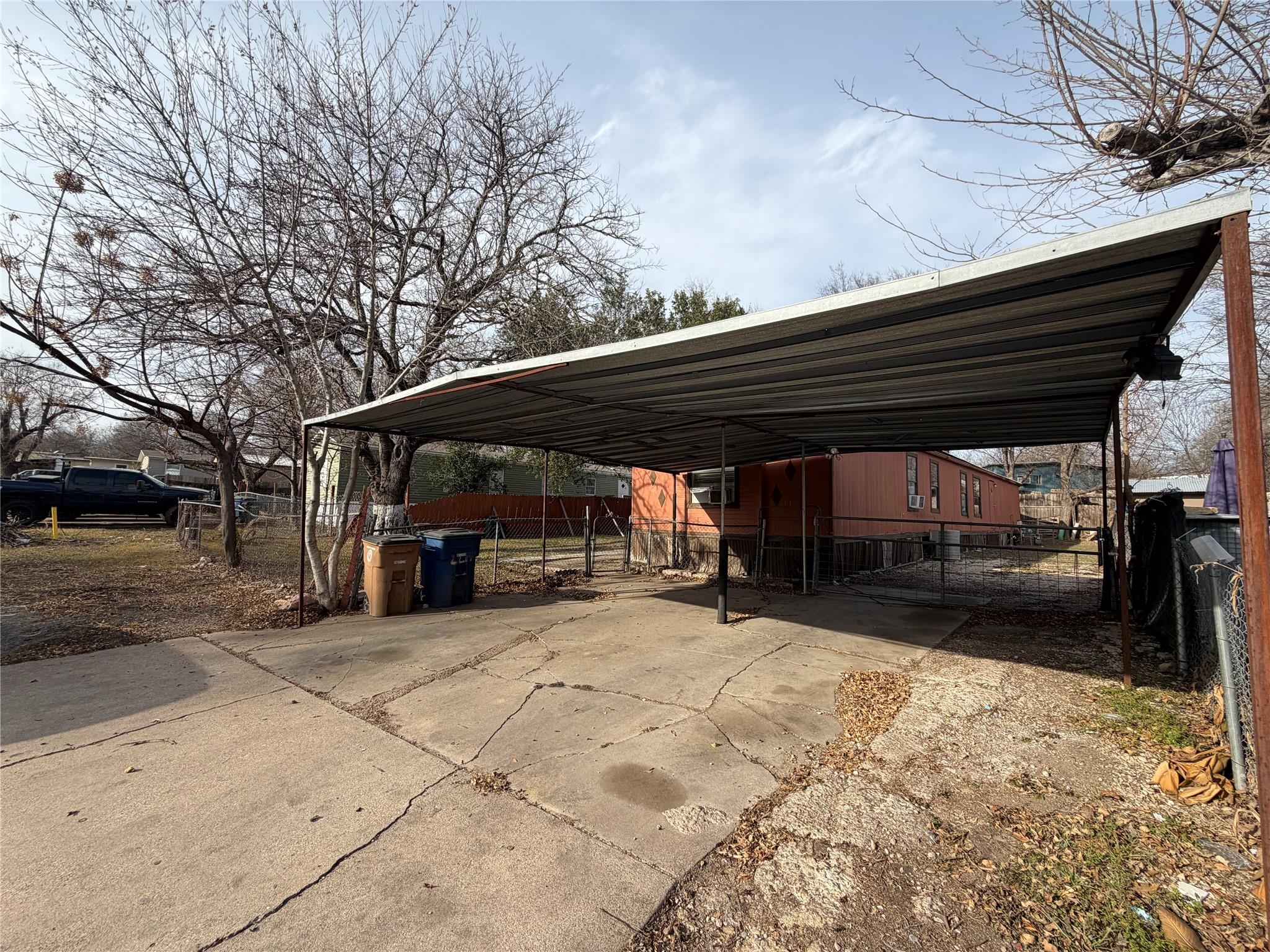 2214 Bitter Creek Dr, Austin, TX 78744