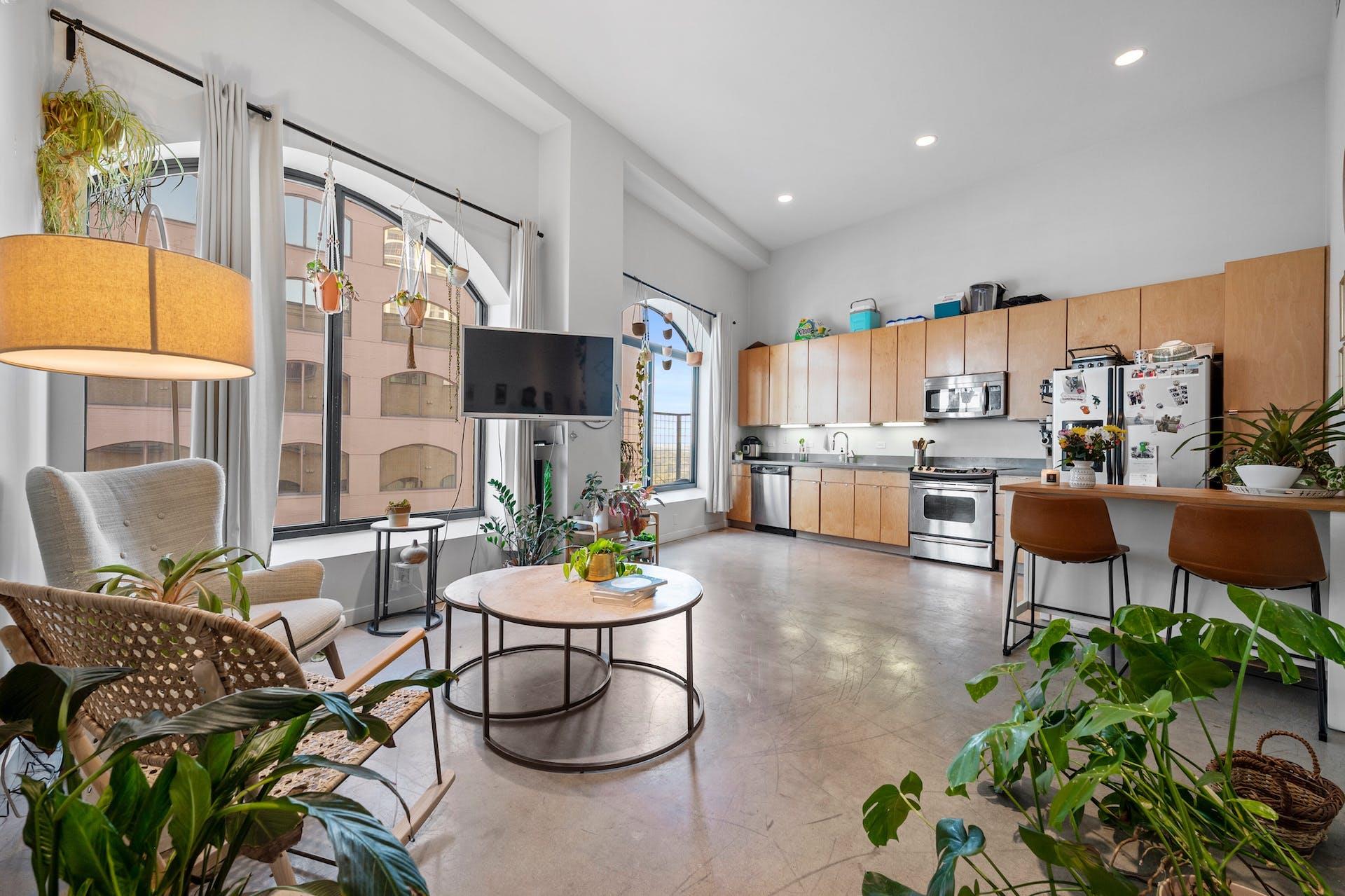 507 Sabine St # 908, Austin, TX 78701