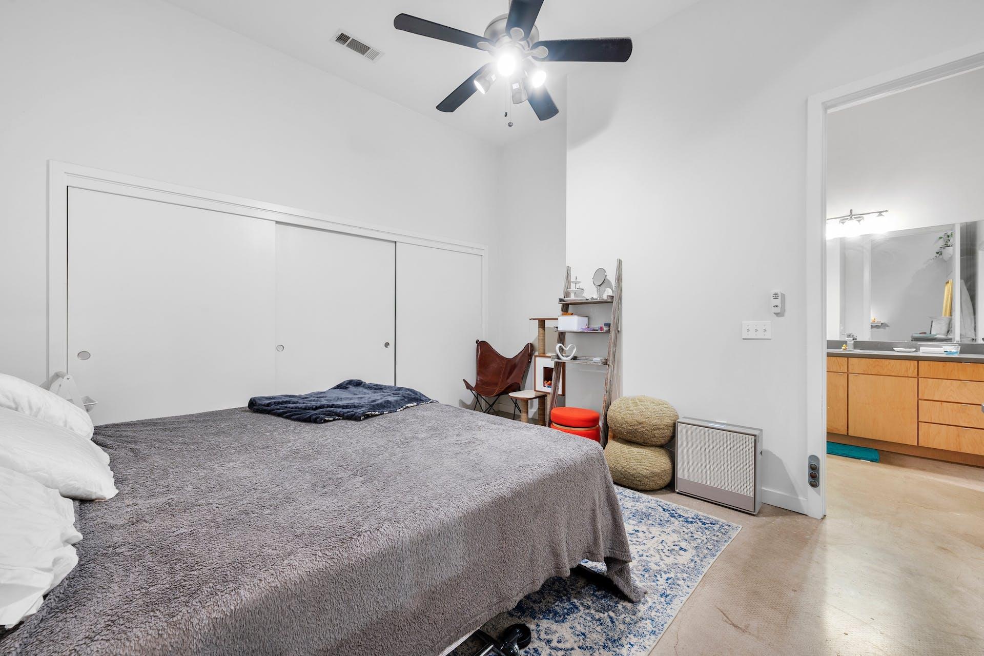 507 Sabine St # 908, Austin, TX 78701