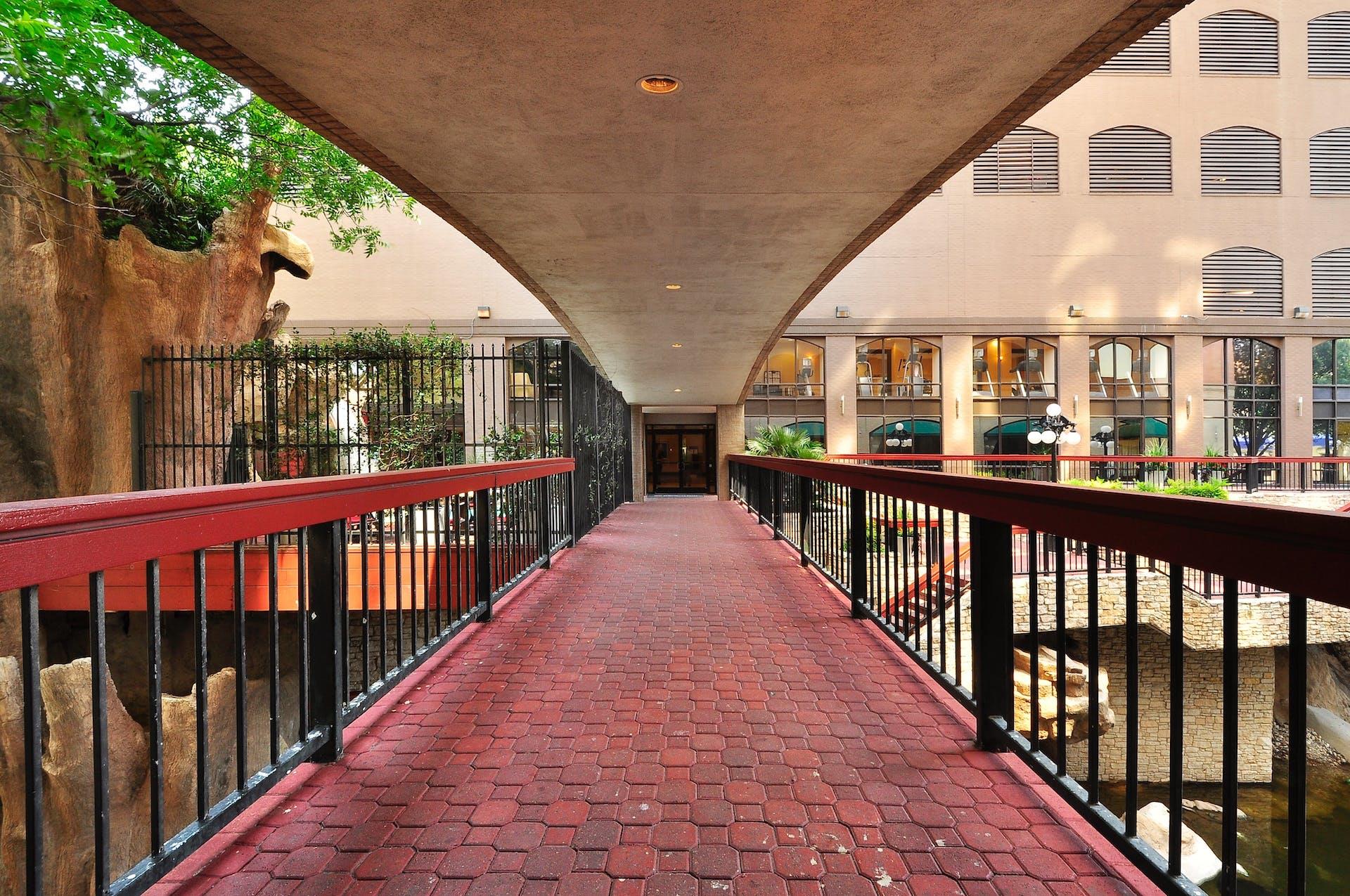 507 Sabine St # 908, Austin, TX 78701