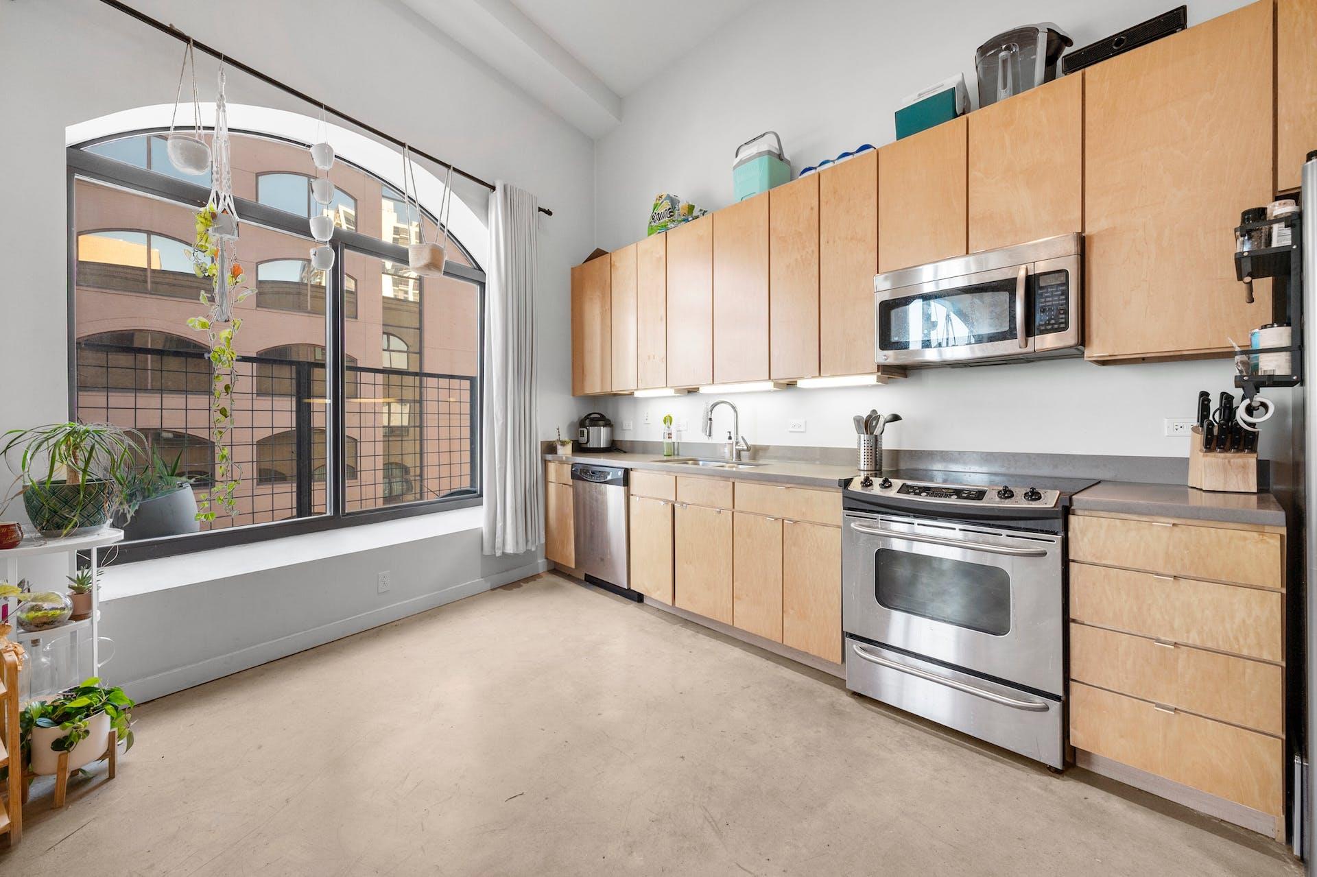 507 Sabine St # 908, Austin, TX 78701