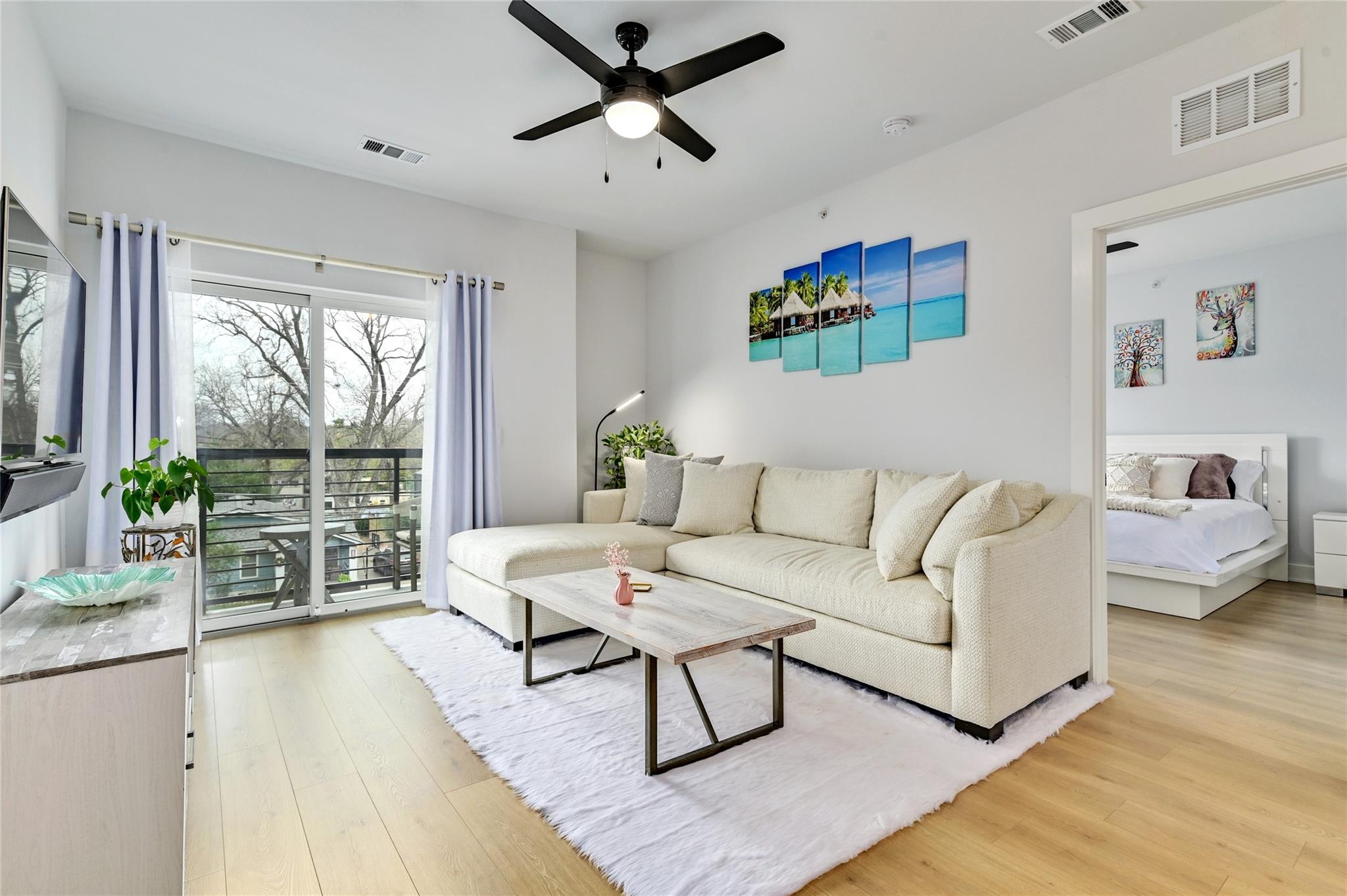 3101 Govalle Ave # 301, Austin, TX 78702