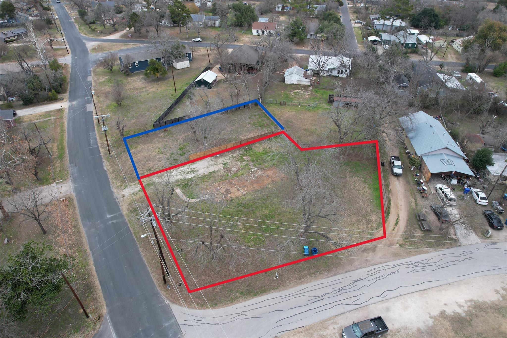 305 Lexington Rd, Elgin, TX 78621