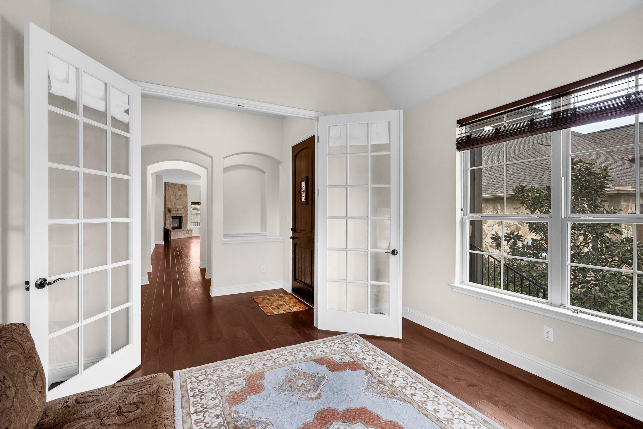 212 Tavish Trl, Austin, TX 78738