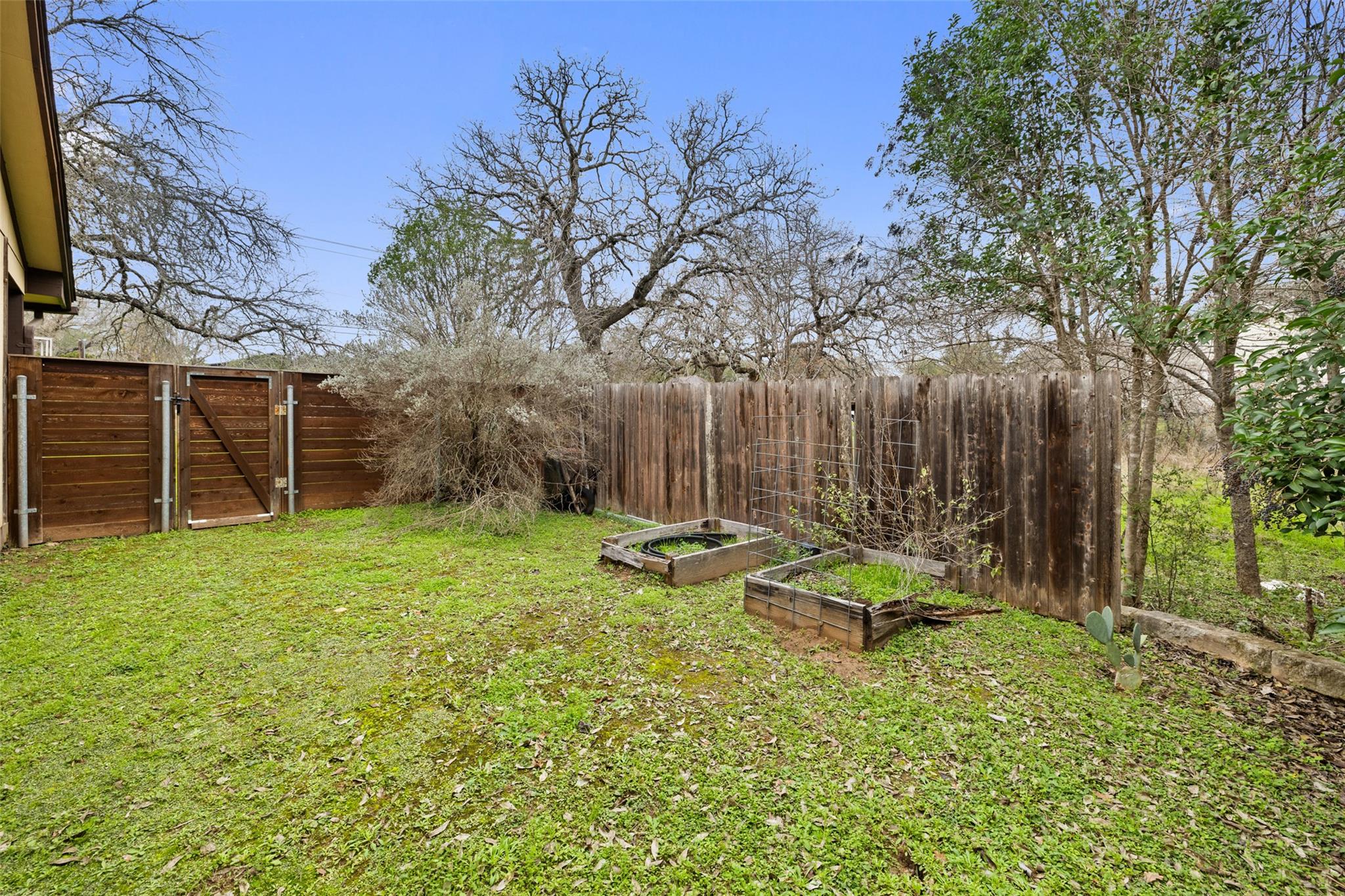 1301 S Quinlan Park Rd, Austin, TX 78732