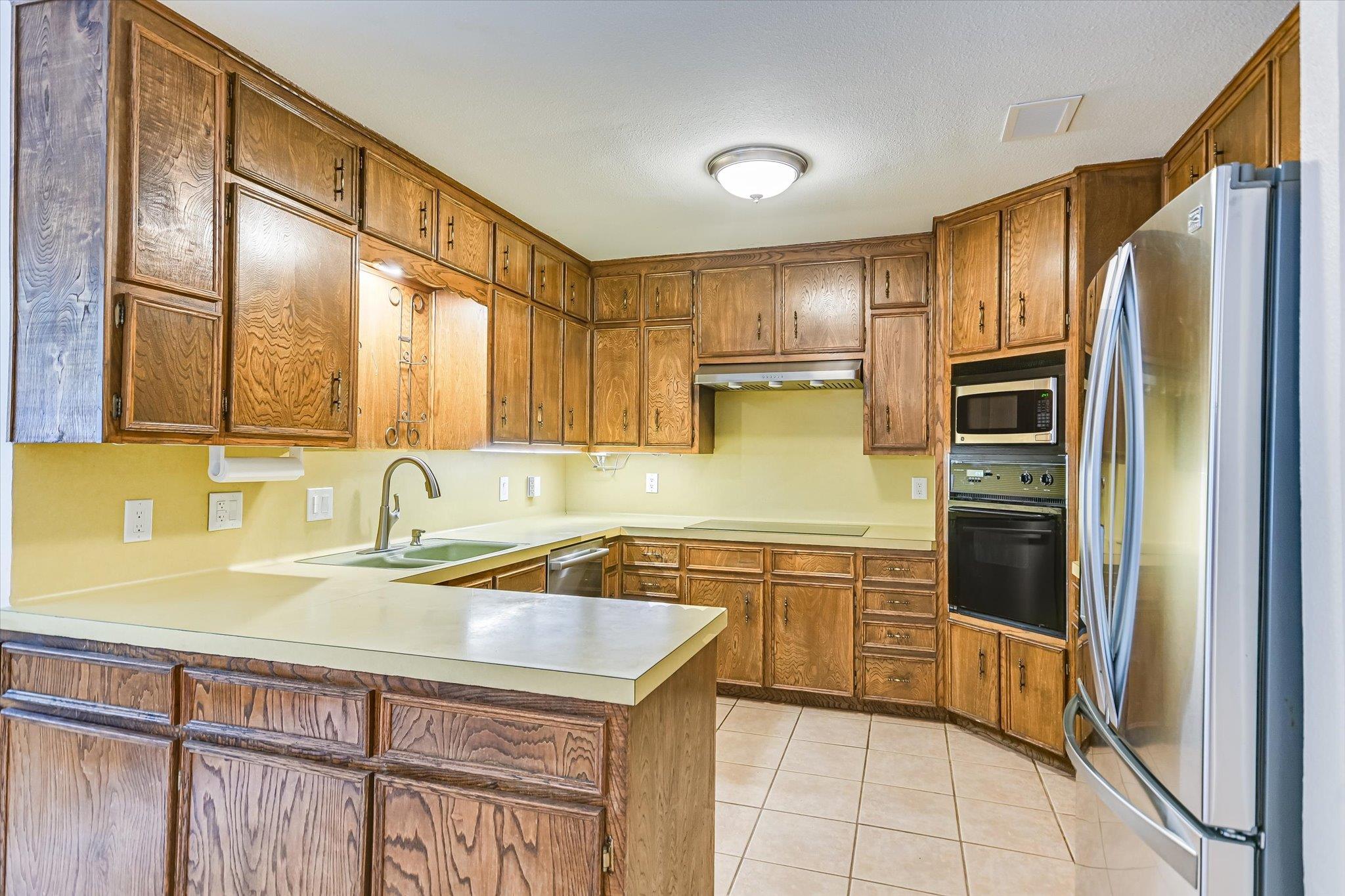 10709 Yucca Dr, Austin, TX 78759