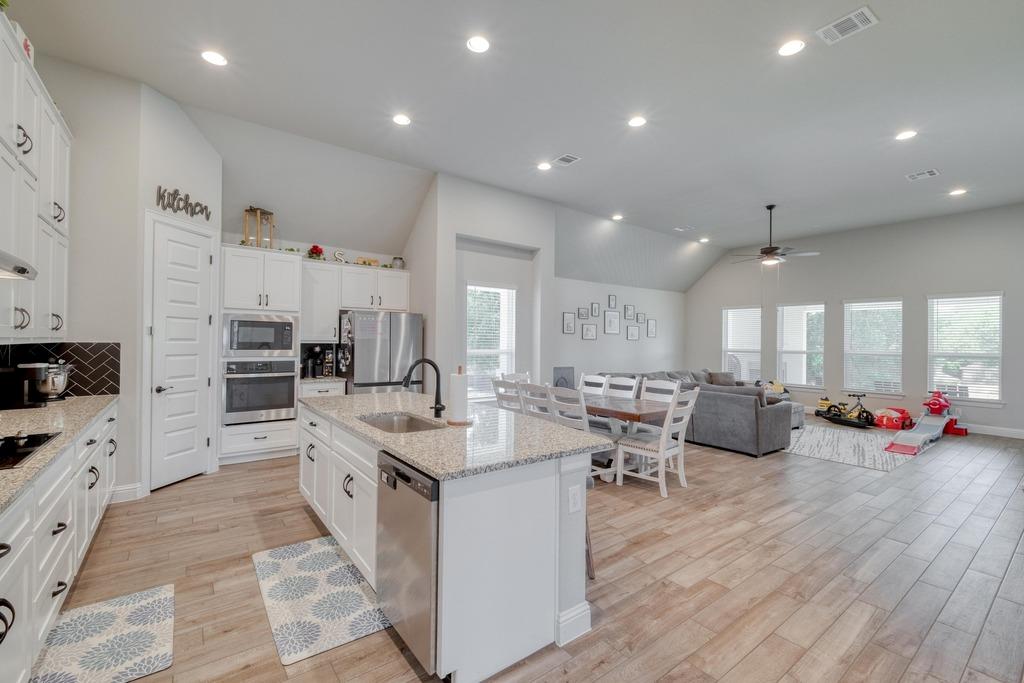 Cedar Creek, TX 78612