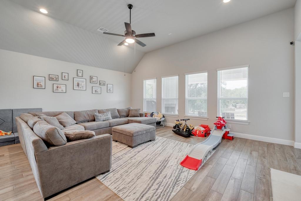 Cedar Creek, TX 78612