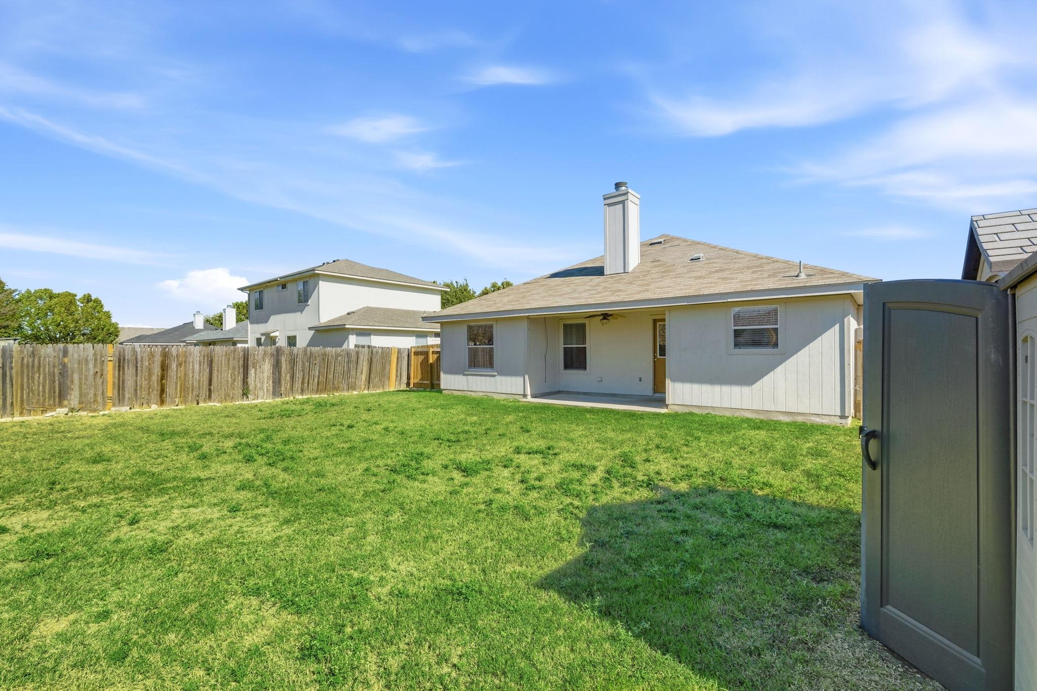 119 Bayliss St, Hutto, TX 78634