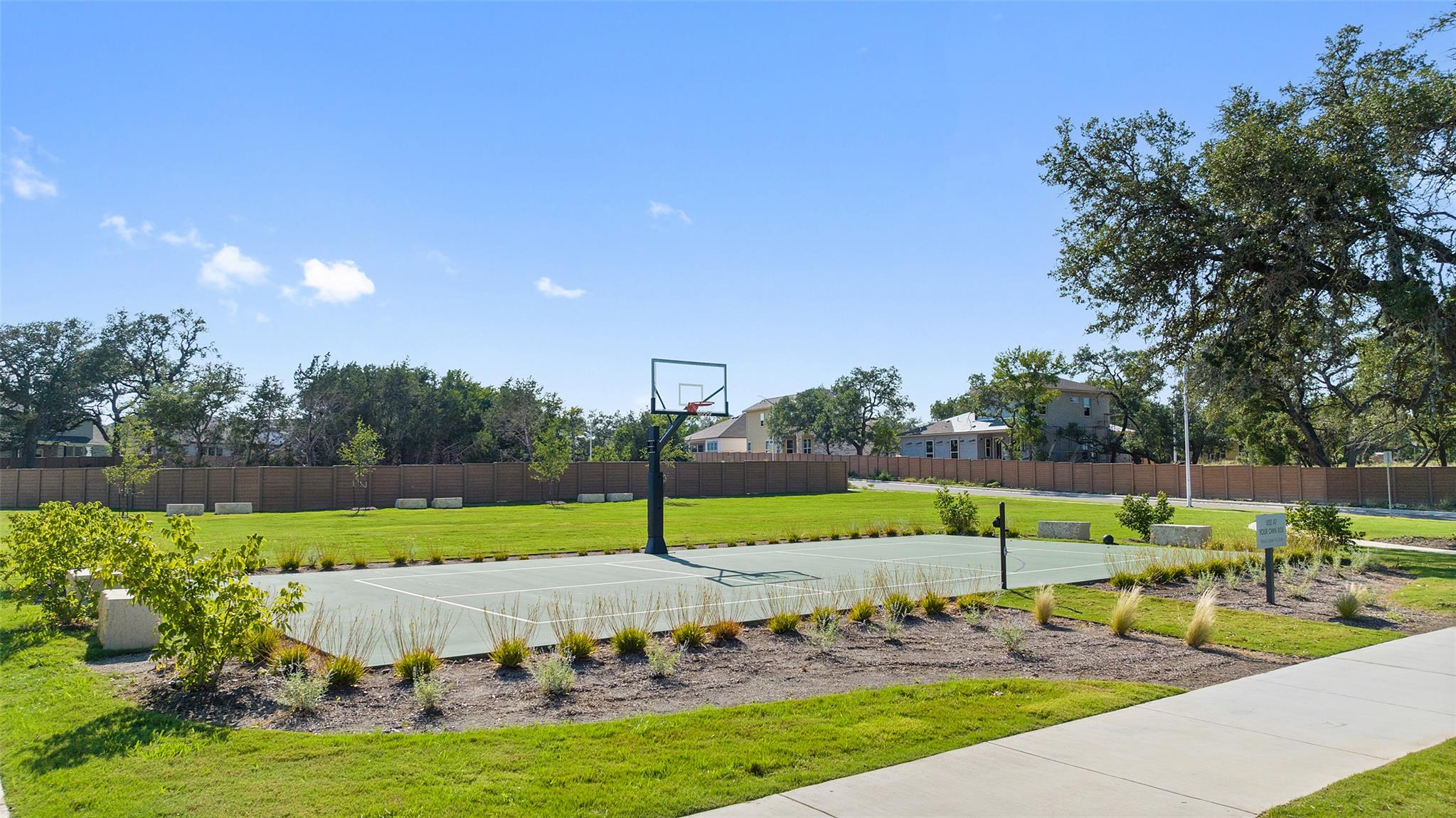 122 Revere Dr, Kyle, TX 78640