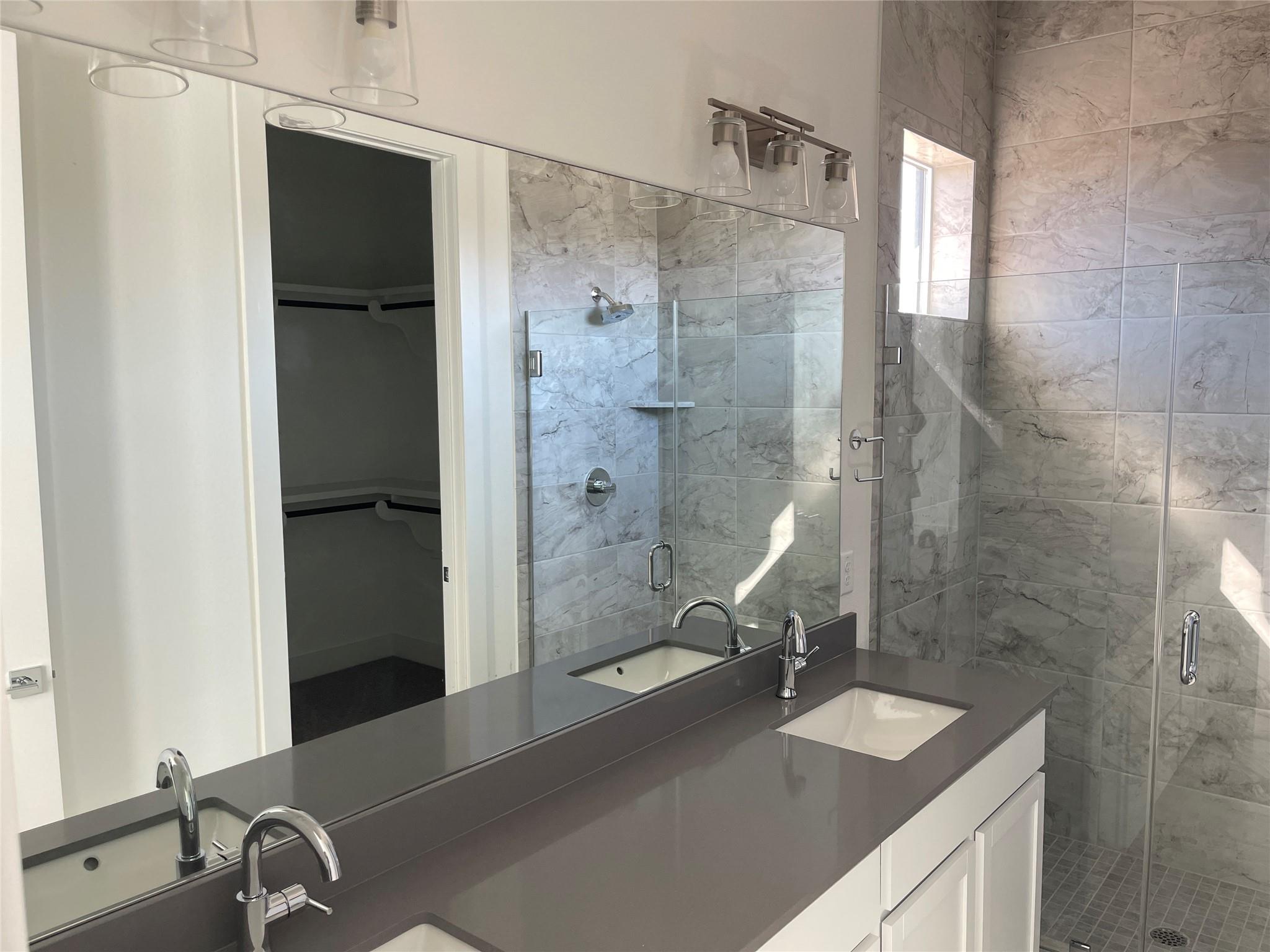 2050 lohmans Spur # 2003, Lakeway, TX 78734