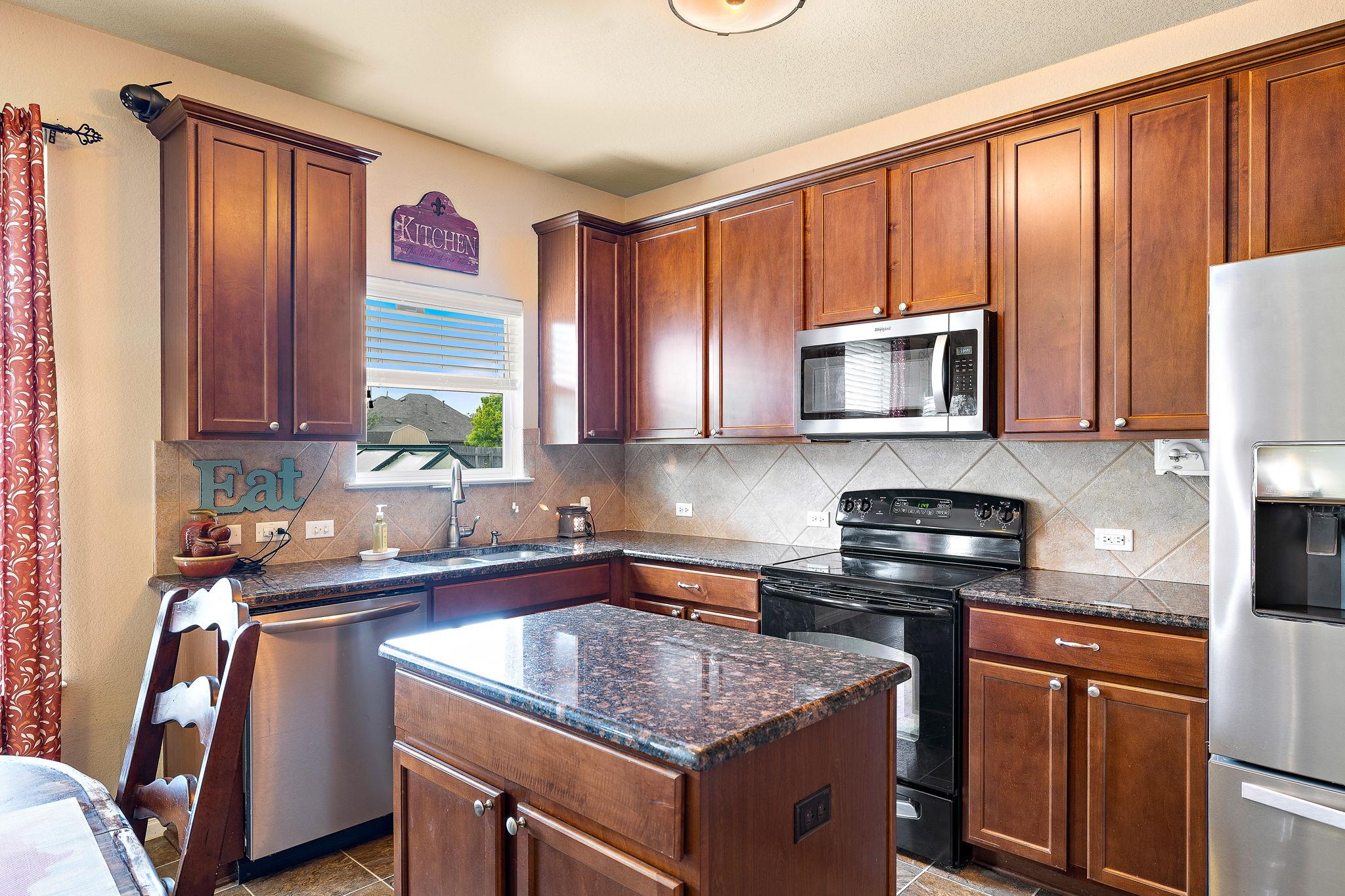 326 Comal Run, Hutto, TX 78634