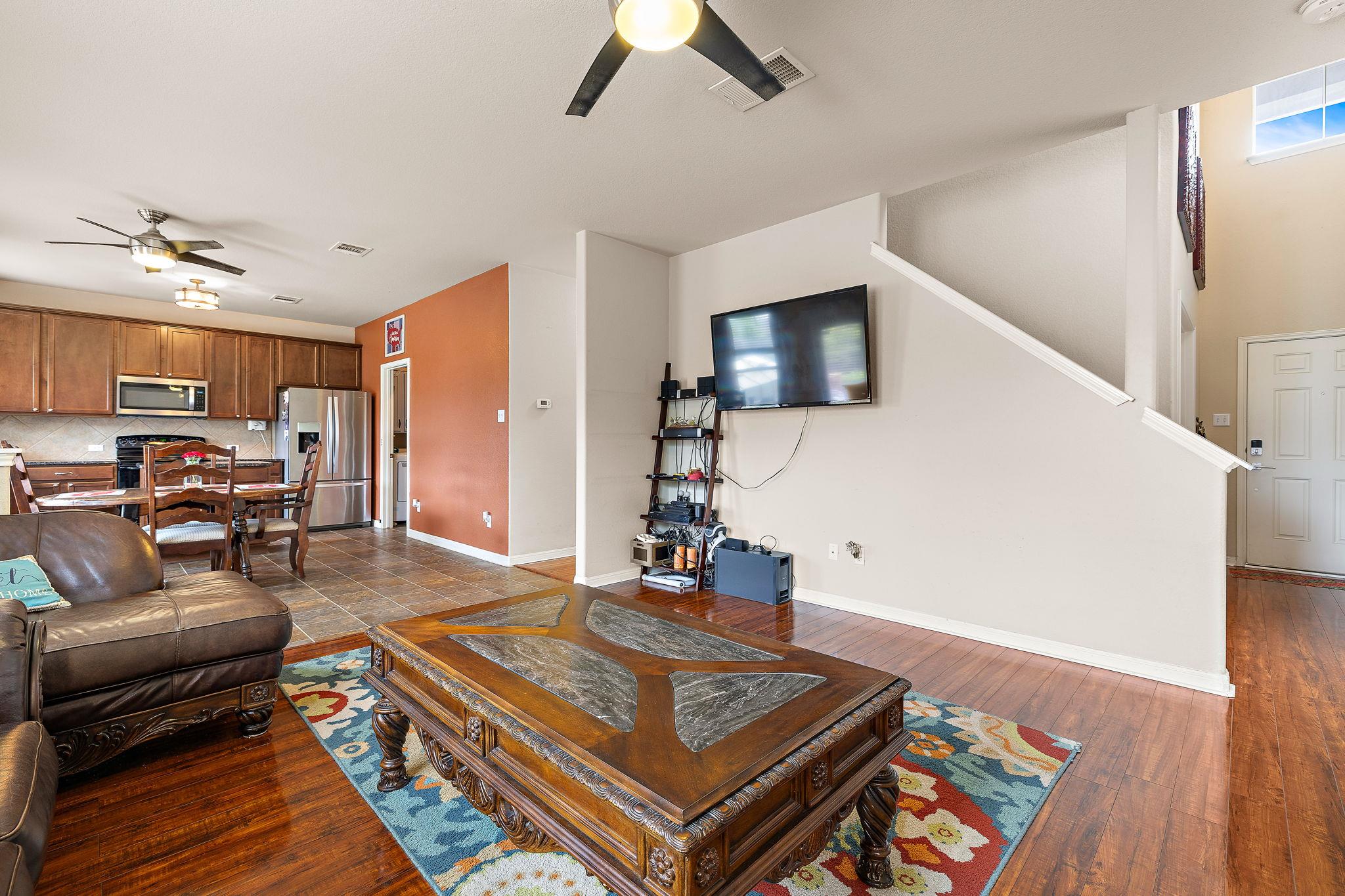 326 Comal Run, Hutto, TX 78634