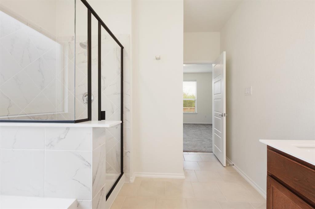 100 Jarbridge Dr, Kyle, TX 78640