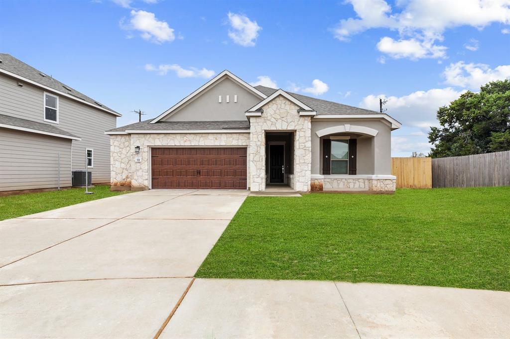 100 Jarbridge Dr, Kyle, TX 78640