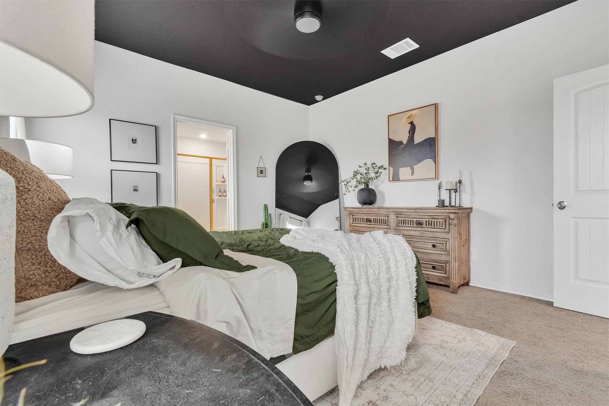 204 Calgary Ln, San Marcos, TX 78666