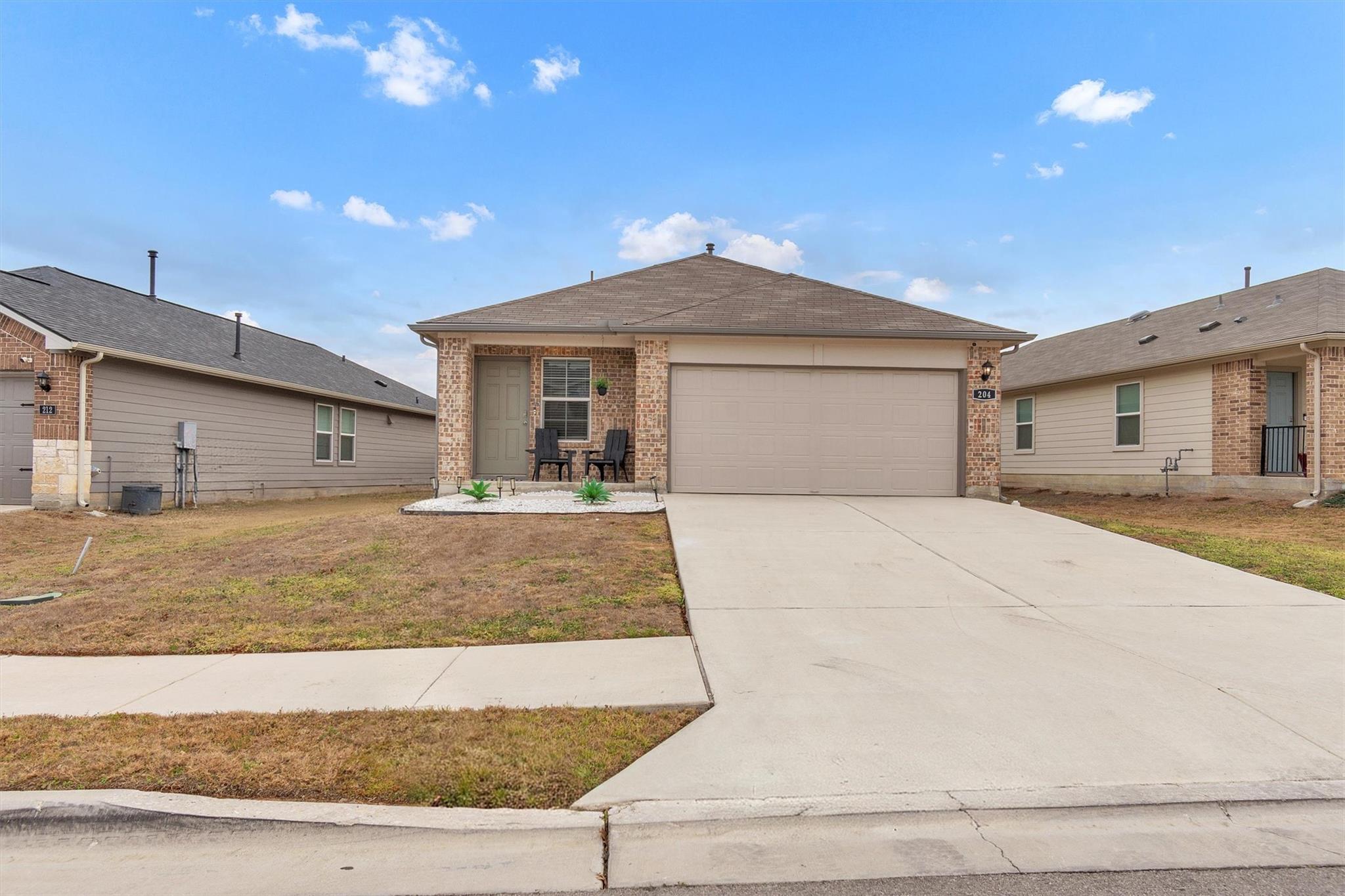 204 Calgary Ln, San Marcos, TX 78666