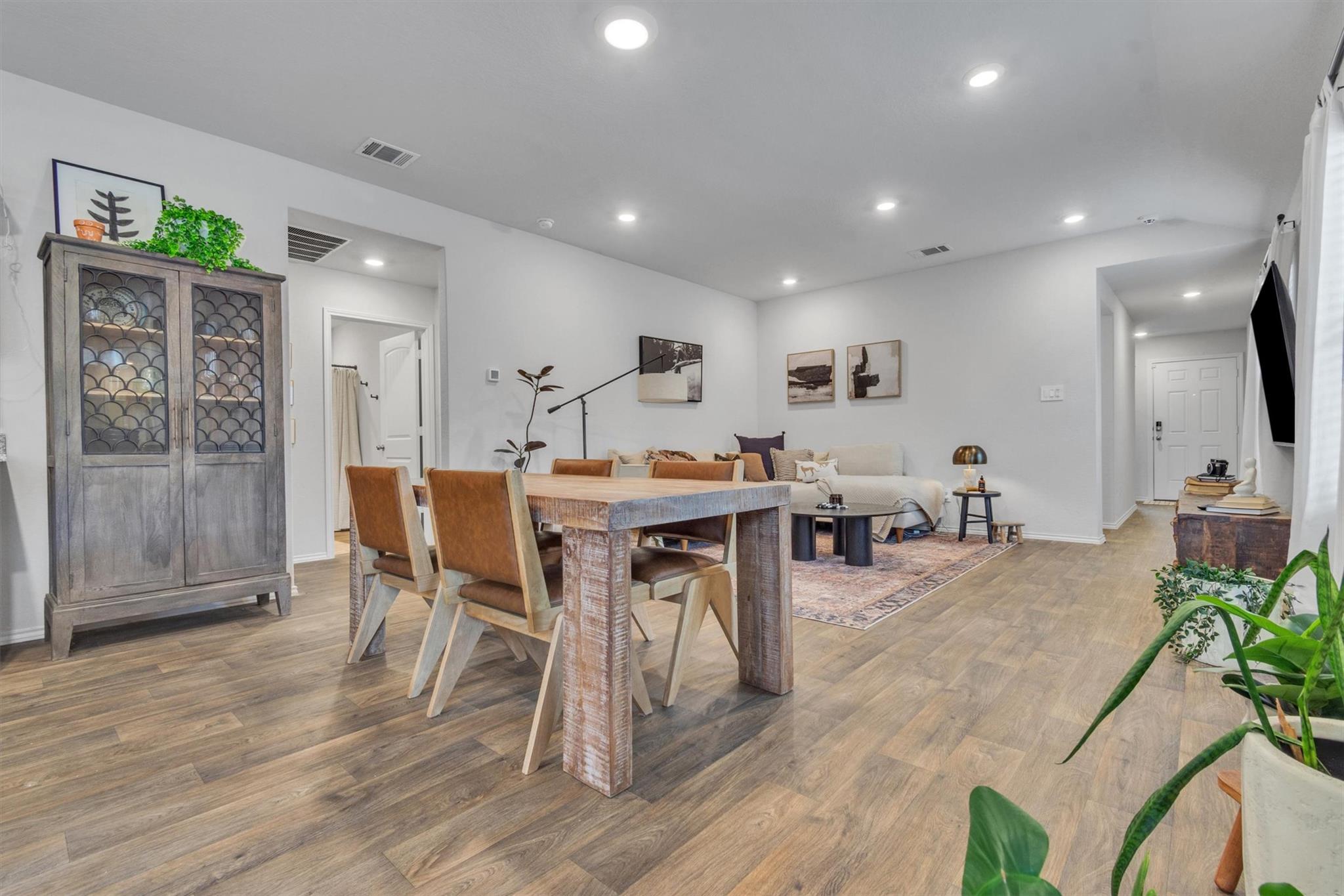 204 Calgary Ln, San Marcos, TX 78666