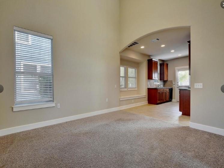 1601 Miriam Ave # 203, Austin, TX 78702