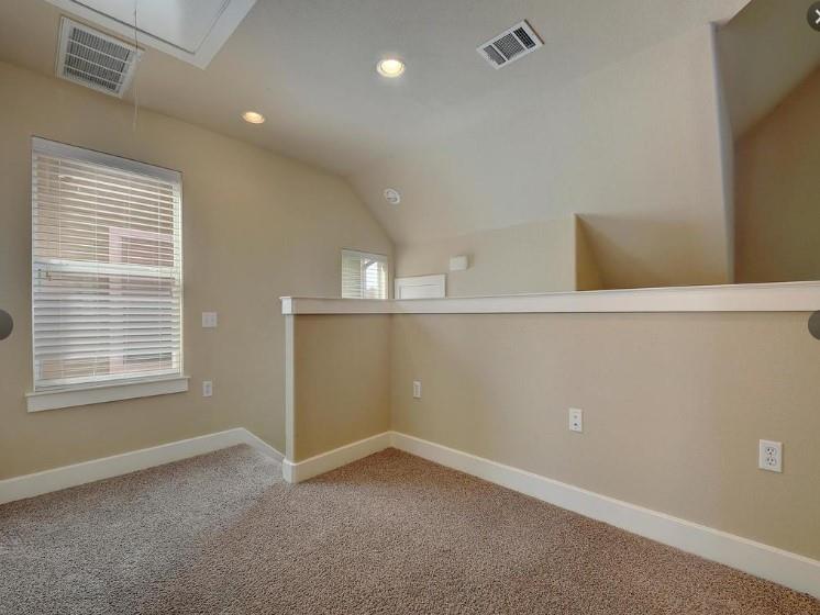 1601 Miriam Ave # 203, Austin, TX 78702