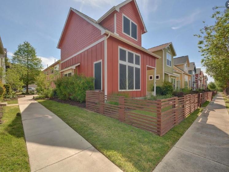 1601 Miriam Ave # 203, Austin, TX 78702