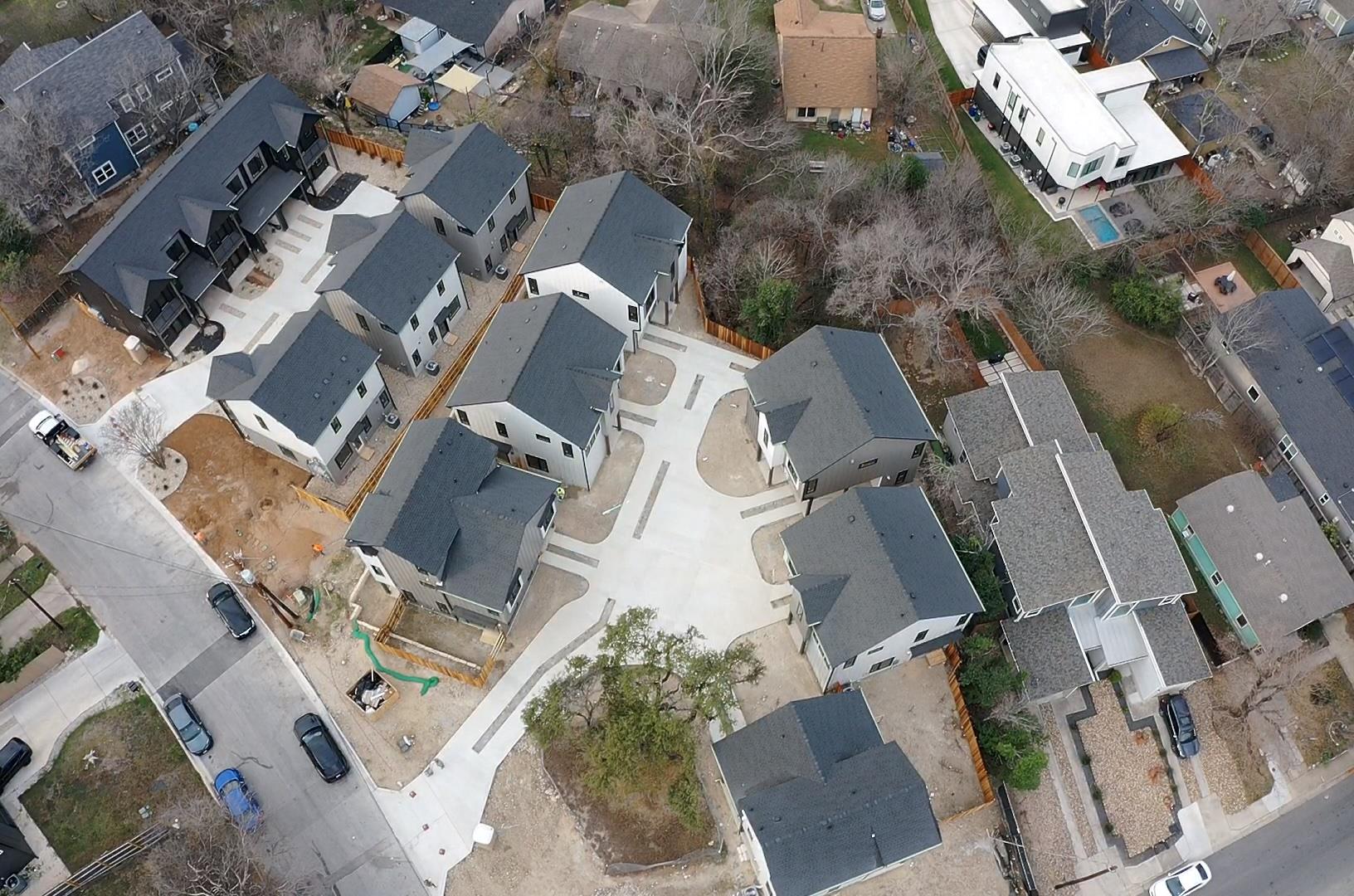 1736 Bunche Rd # B1, Austin, TX 78721