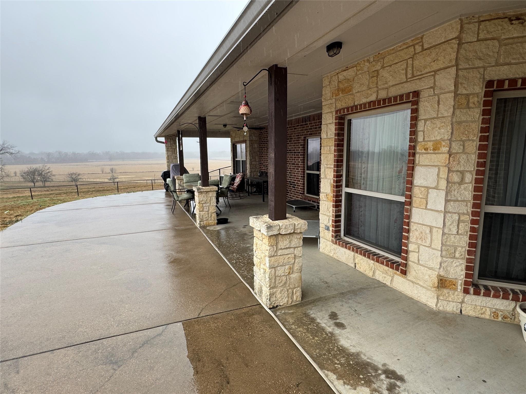 226 HCR 3321, Hubbard, TX 76648