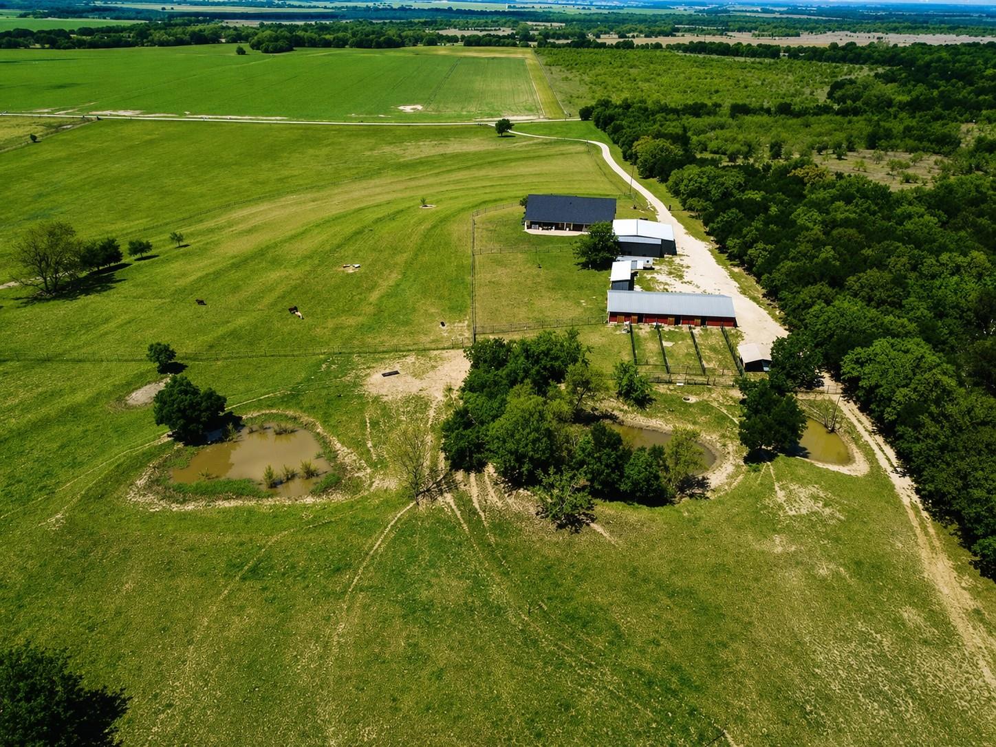 226 HCR 3321, Hubbard, TX 76648