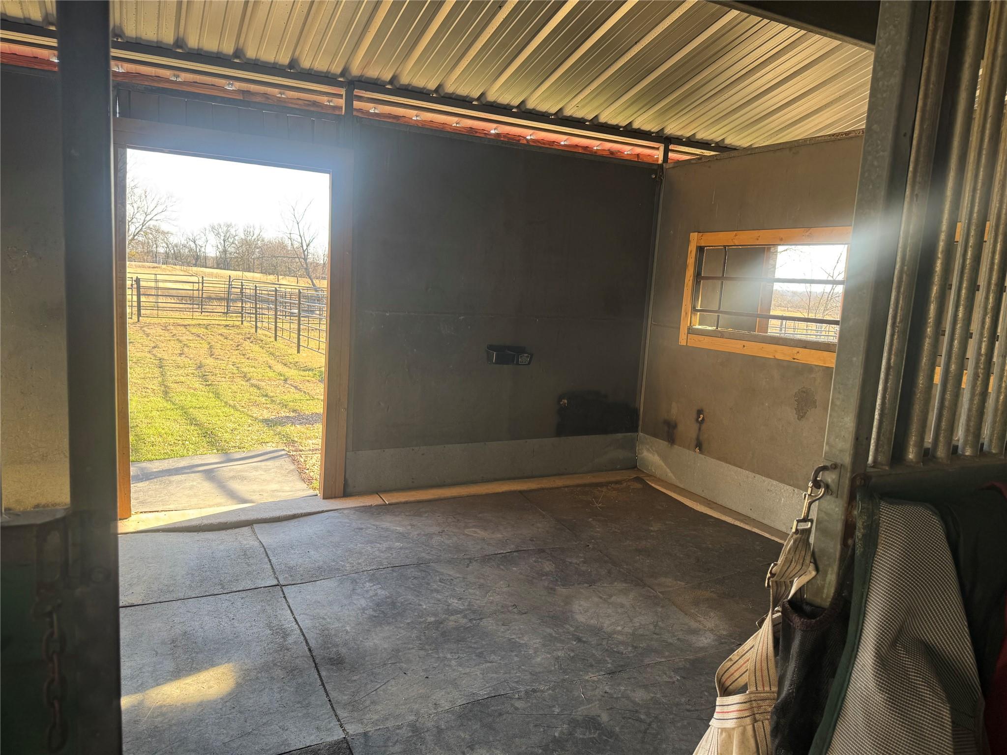 226 HCR 3321, Hubbard, TX 76648