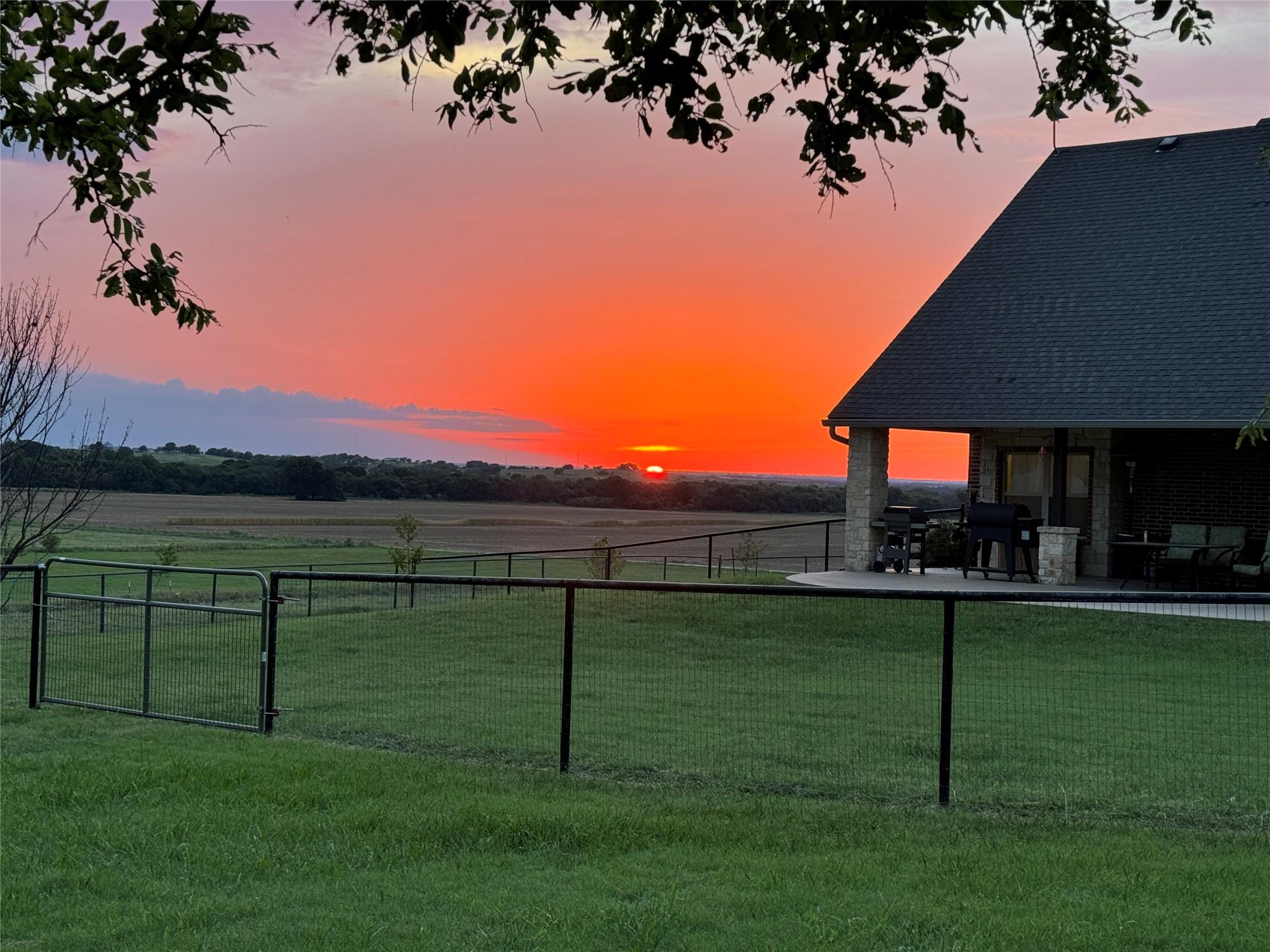 226 HCR 3321, Hubbard, TX 76648