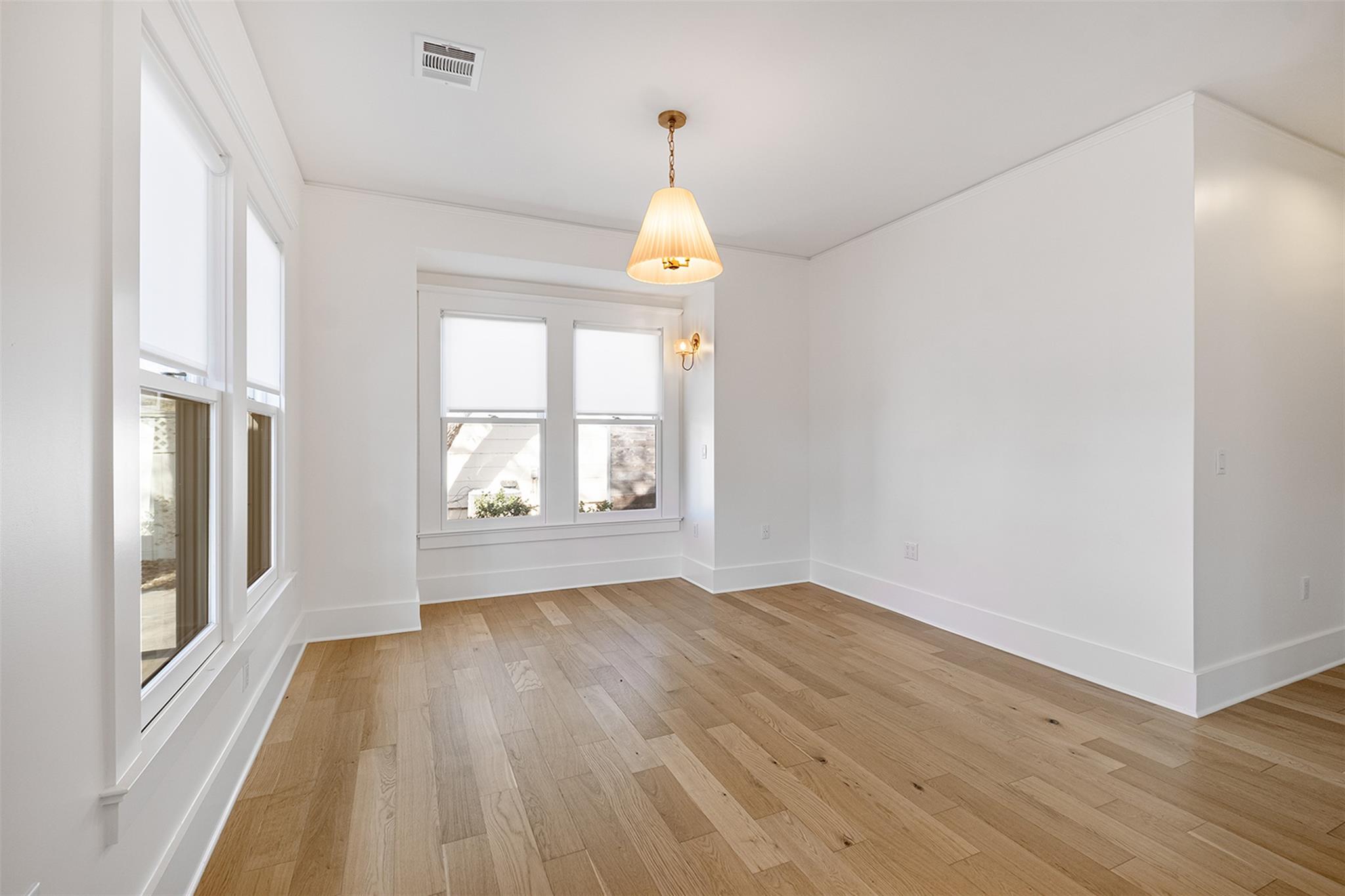 2606 W 8th St # 1, Austin, TX 78703