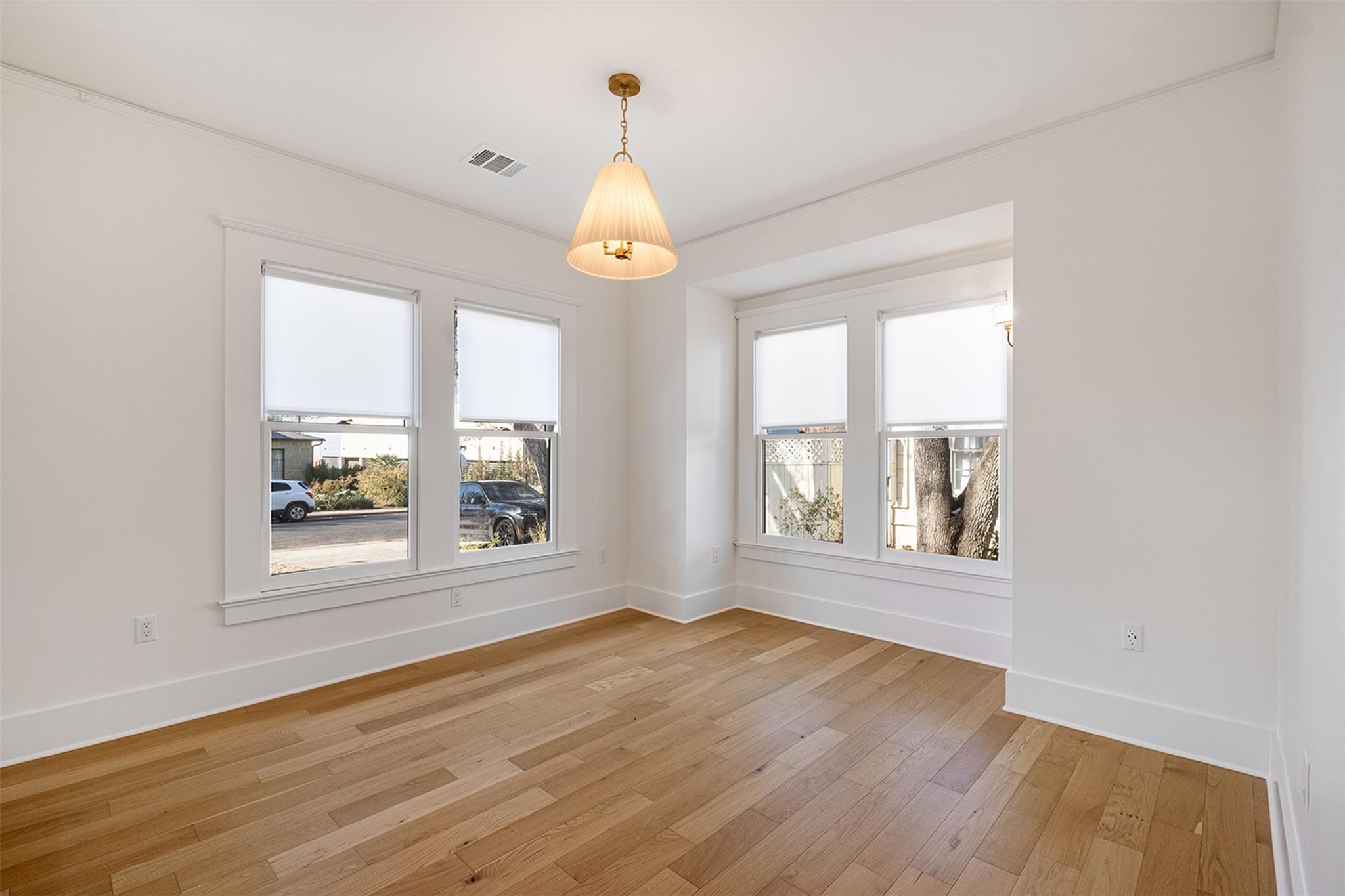 2606 W 8th St # 1, Austin, TX 78703