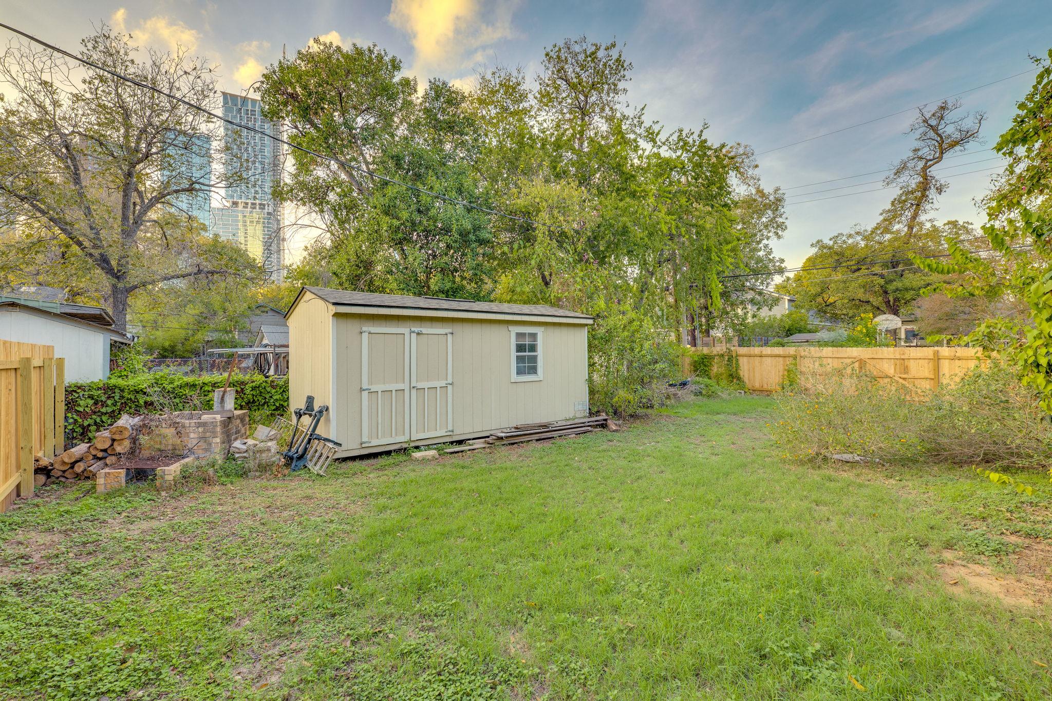1020 Spence St # A and #B, Austin, TX 78702