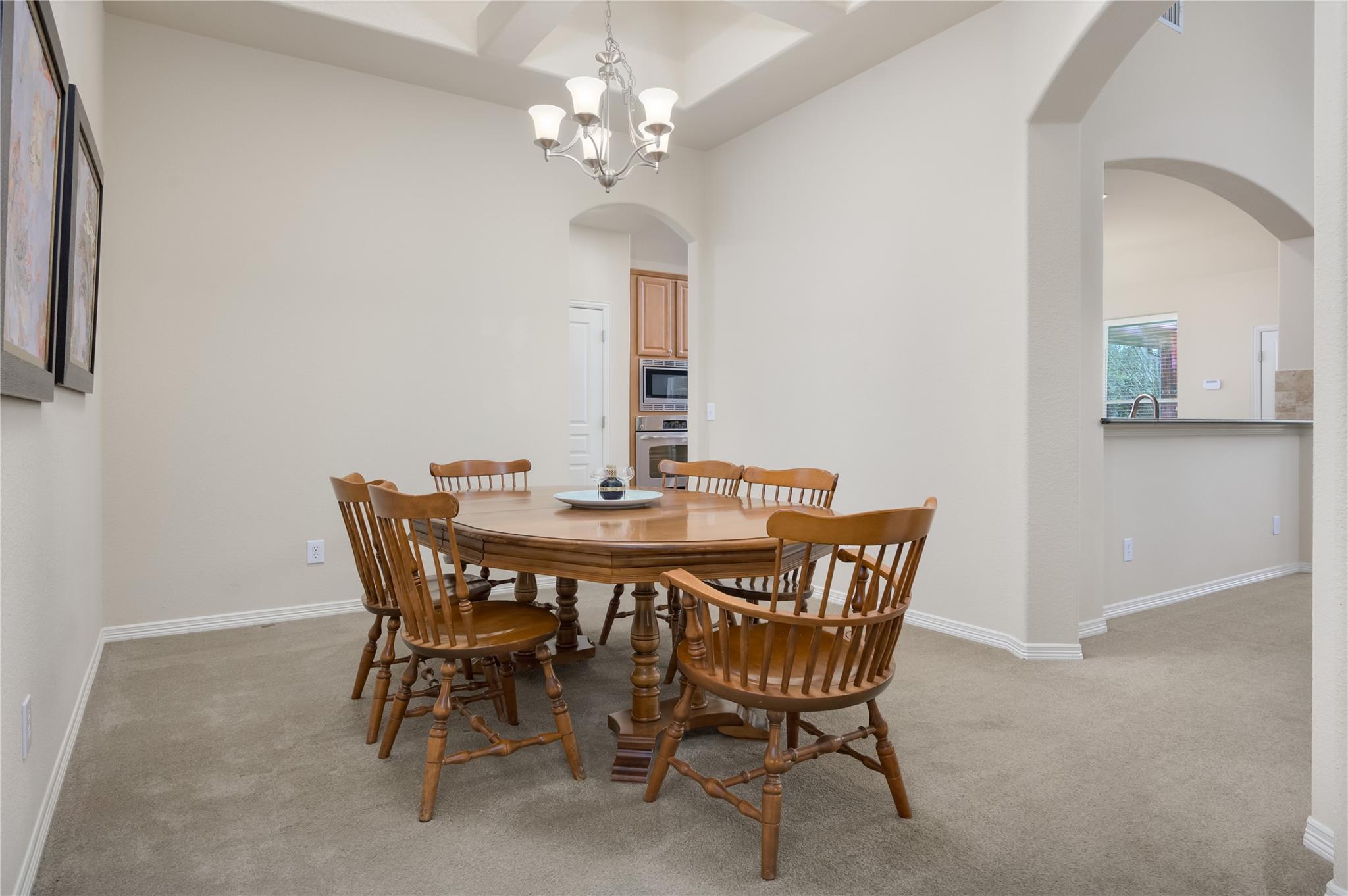 22325 Rock Wren Rd, Spicewood, TX 78669