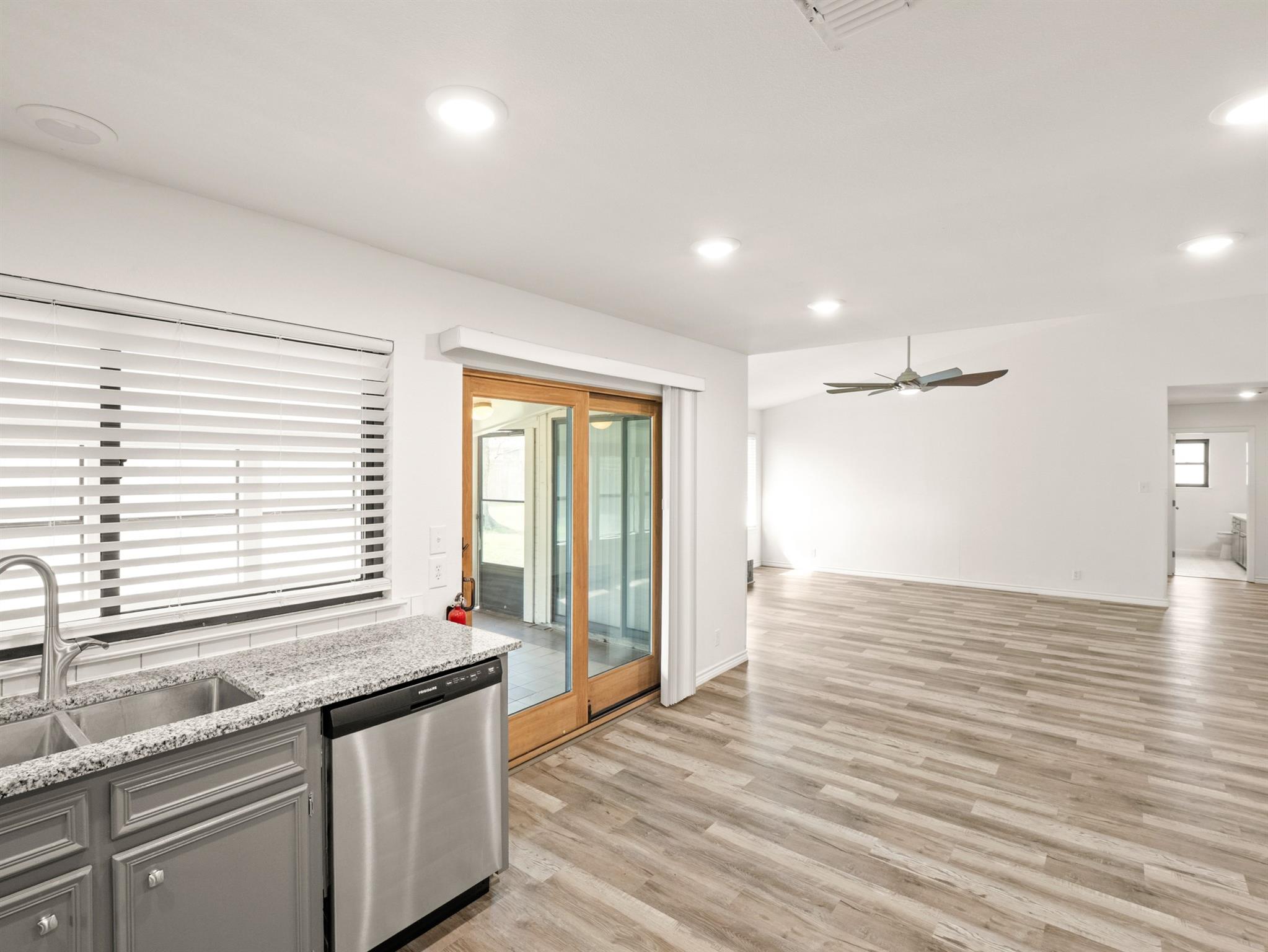 1003 Whispering Dr, Round Rock, TX 78664