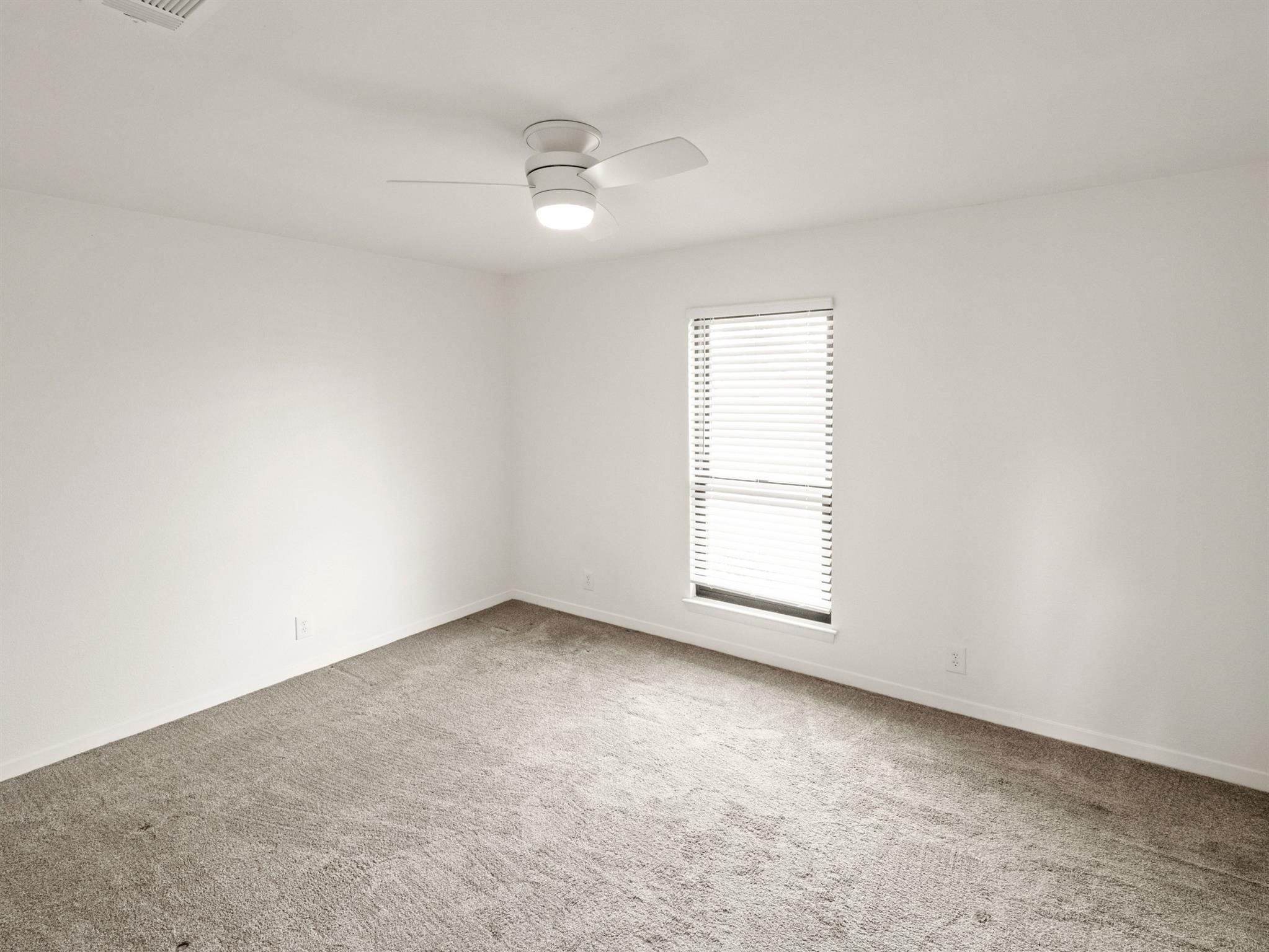 1003 Whispering Dr, Round Rock, TX 78664