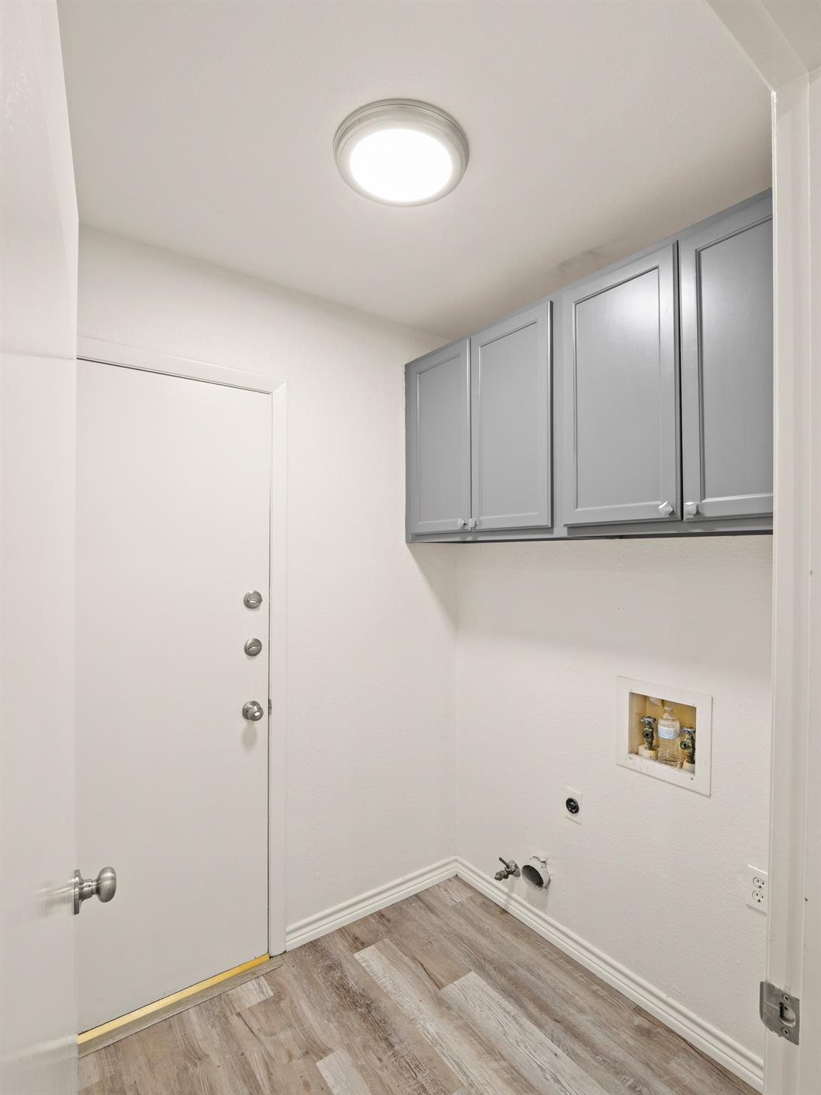 1003 Whispering Dr, Round Rock, TX 78664